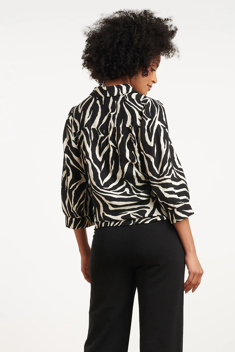 35126, Tops | Black - Off White - Image 6