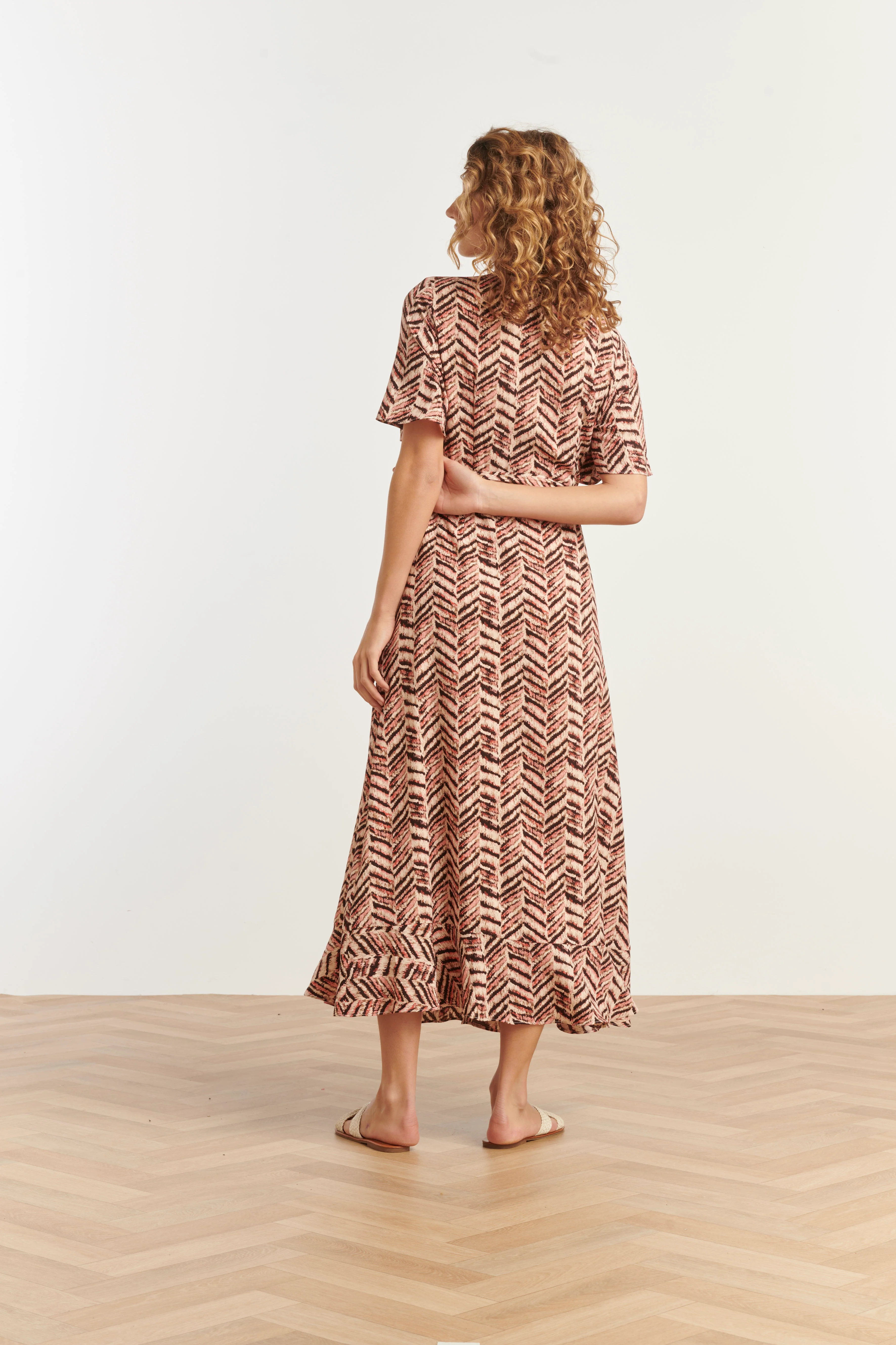 35142, Jurken | Black - Pink - Image 6