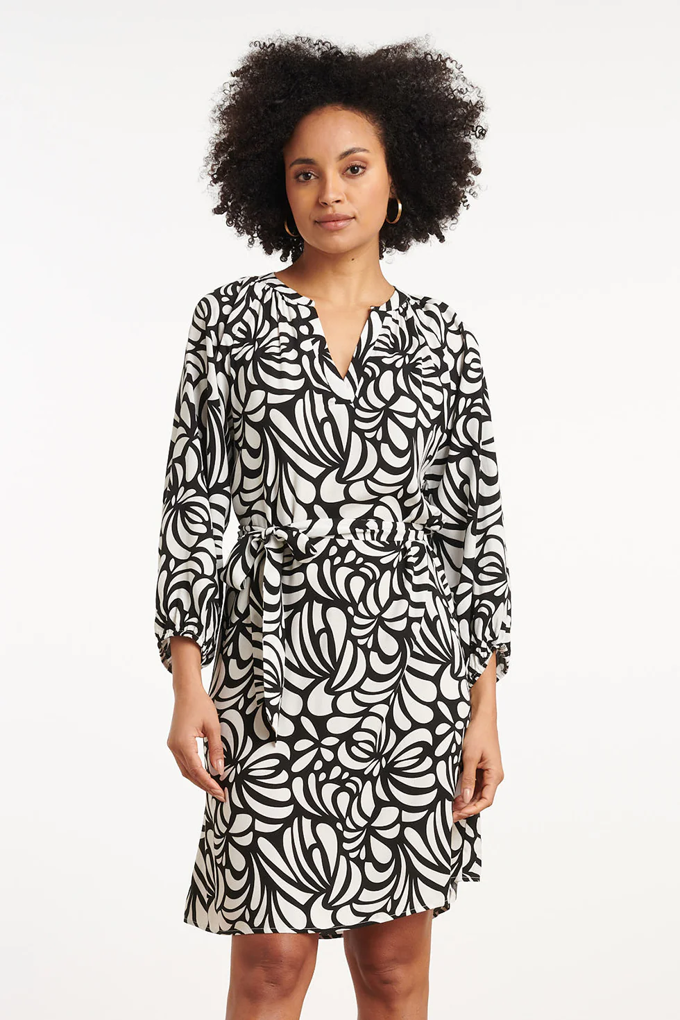 35154, Jurken | Black - Off White