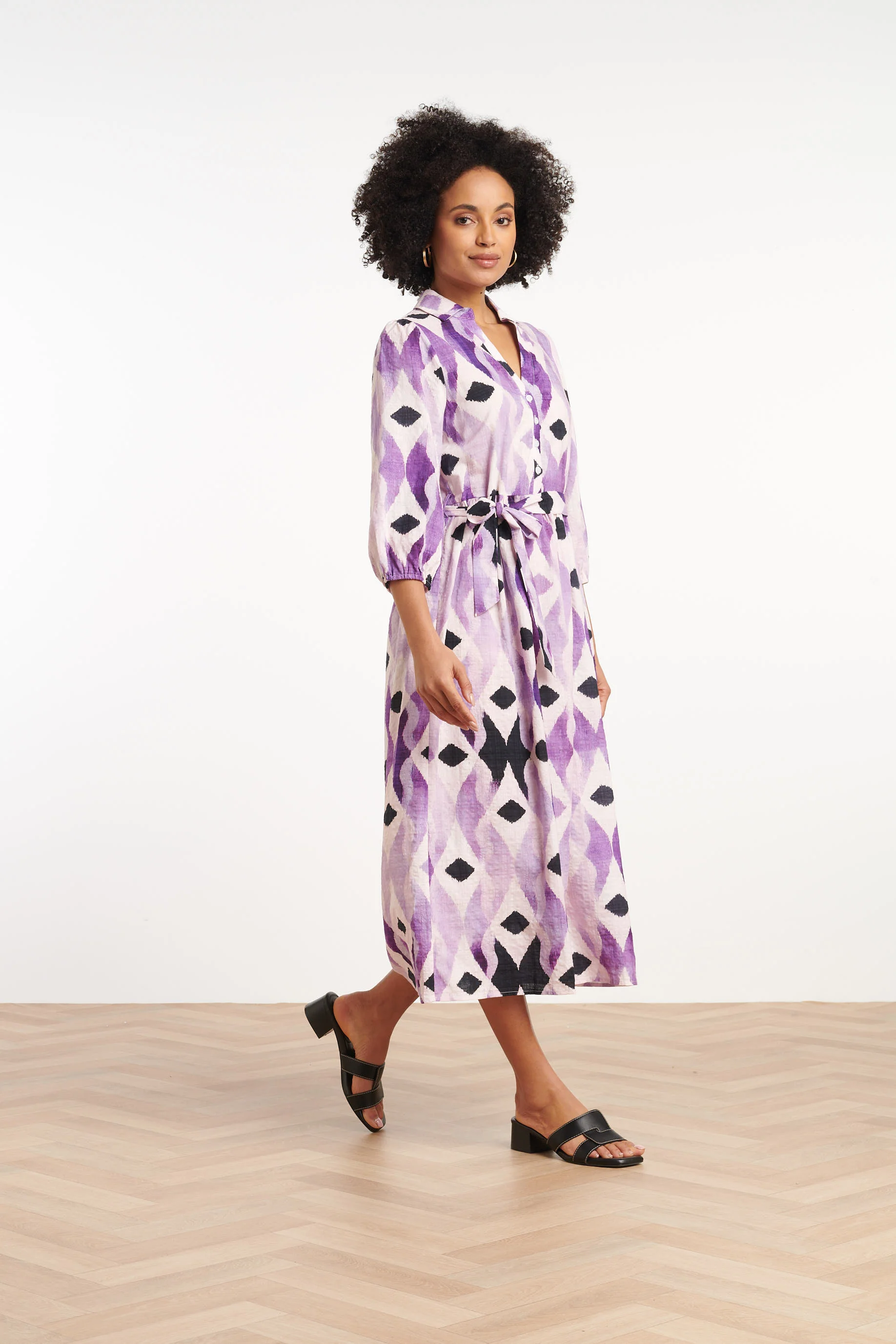 35184, Jurken | Off White - Purple - Image 4
