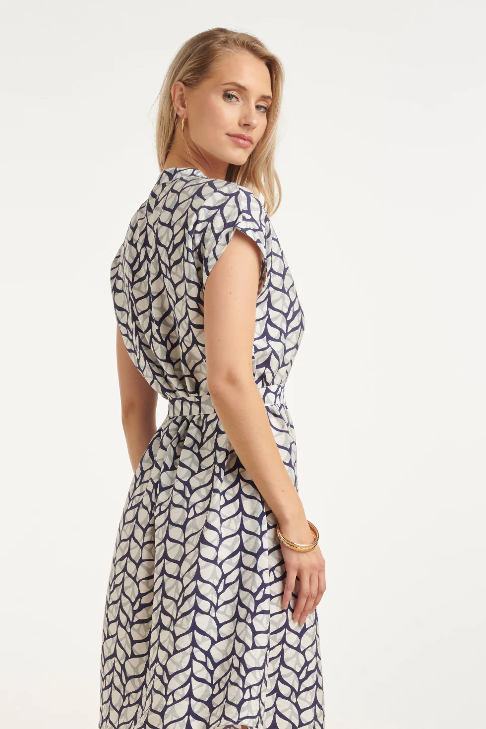 35200, Dress | White - Blue - Image 4