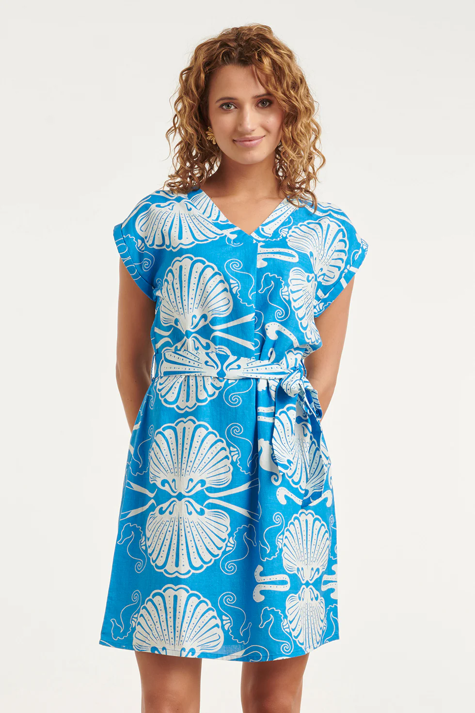 Blauwe Jurk Met Witte Schelpenprint En Ceintuur | Cobalt - White