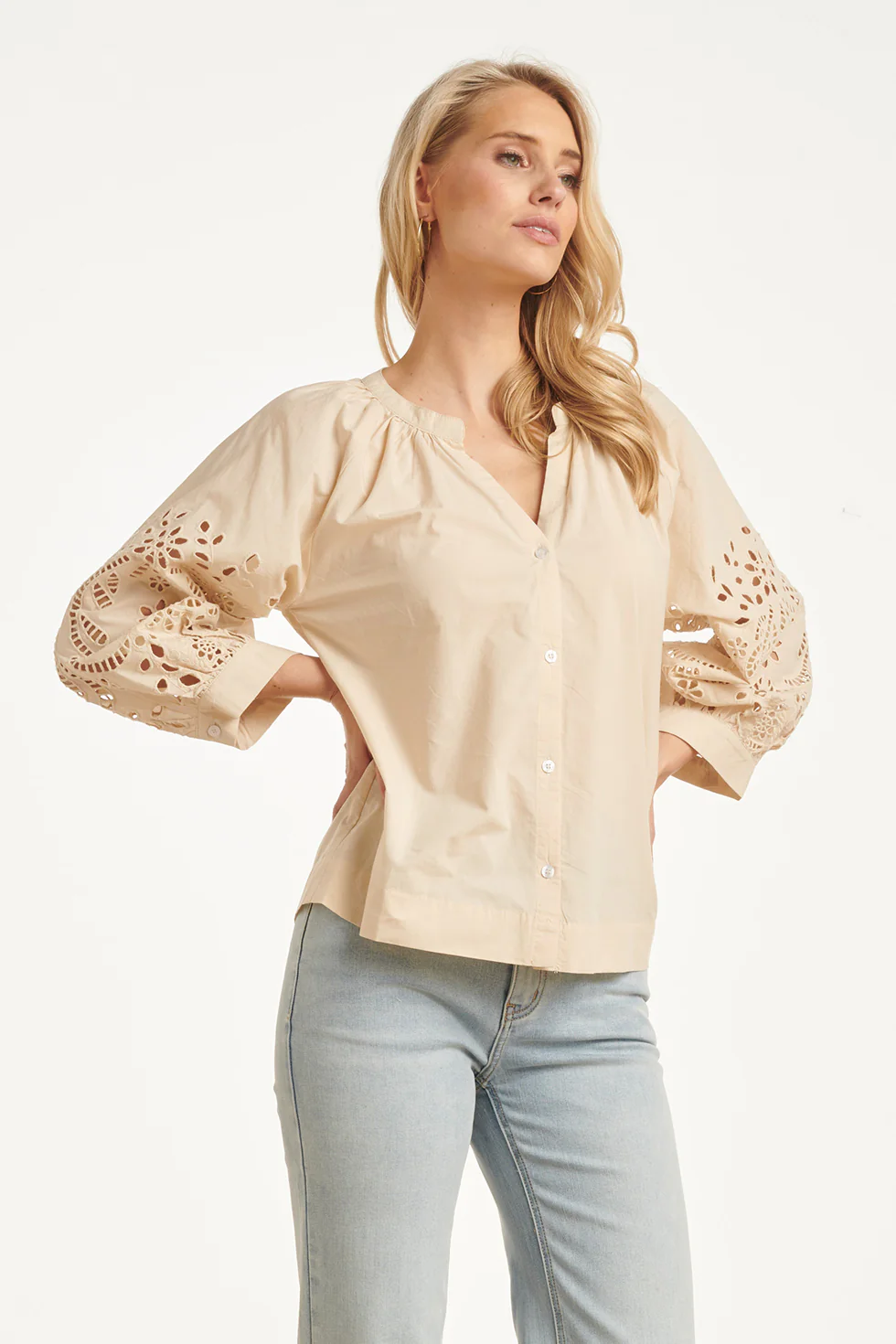 Blouse Met Broderie Pofmouw Detail | Sand - Image 8