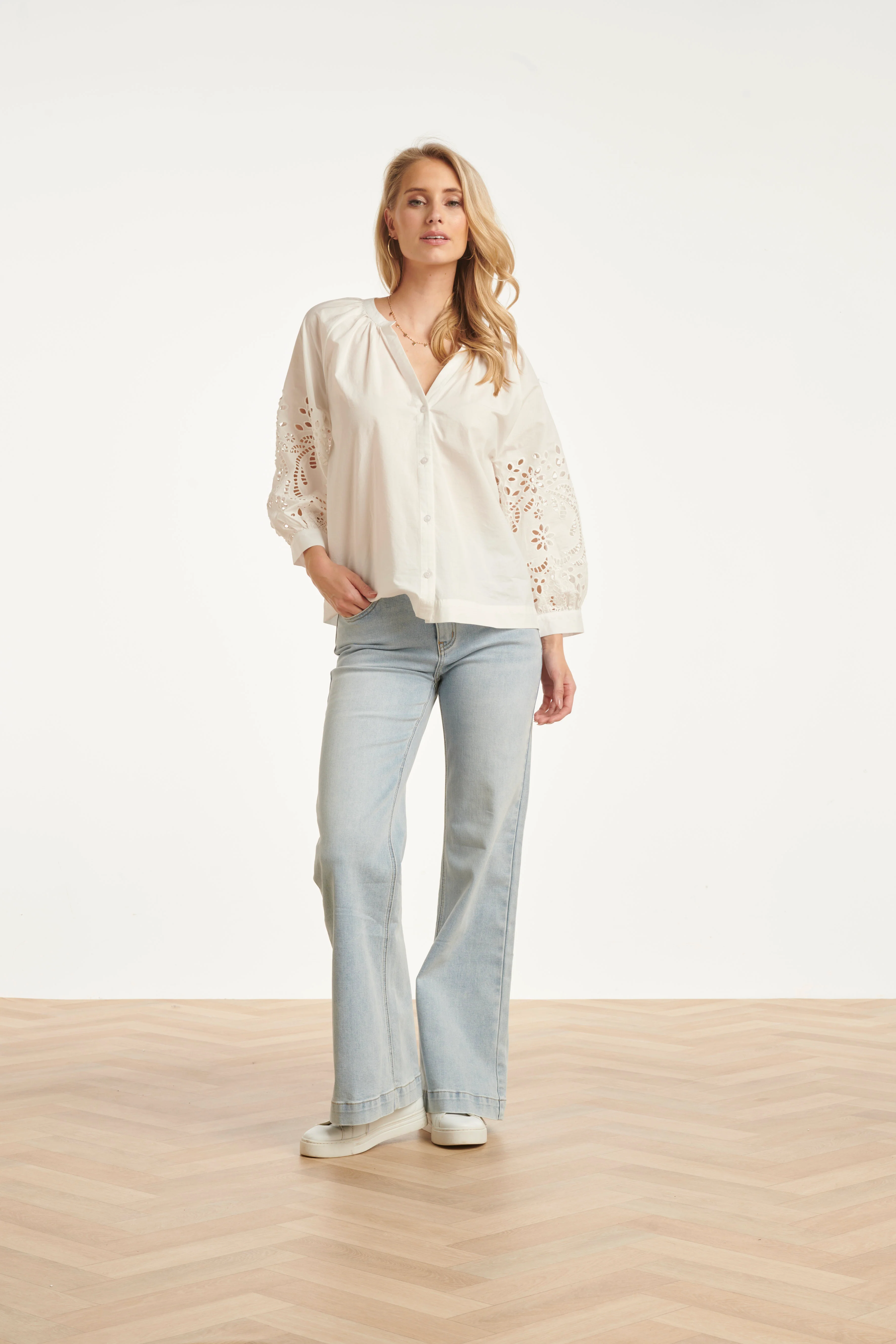 Blouse Met Broderie Pofmouw Detail | White