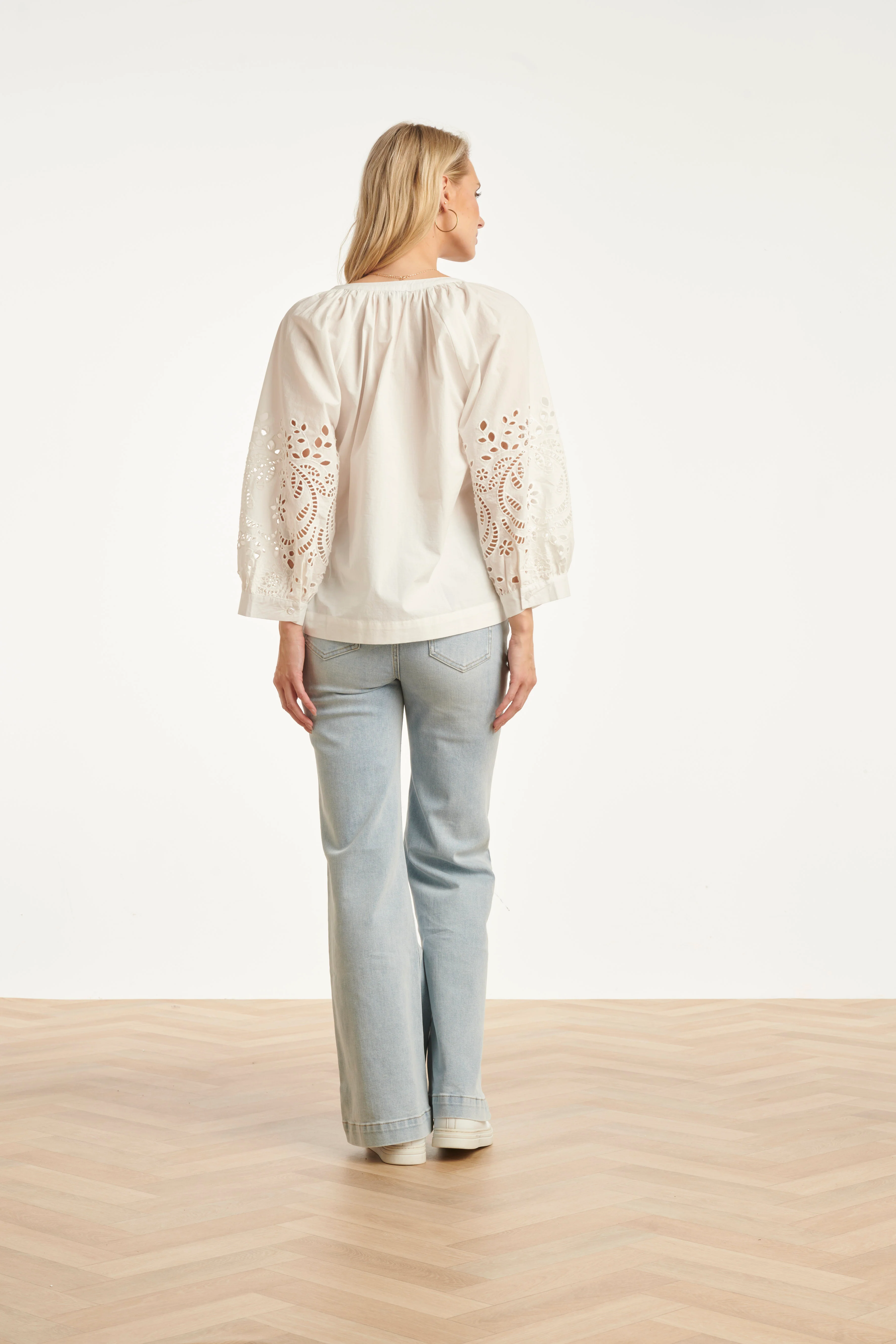 Blouse Met Broderie Pofmouw Detail | White - Image 11