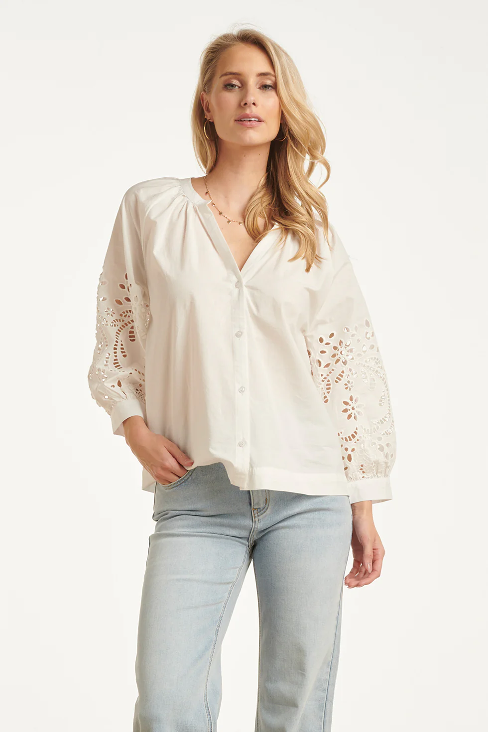 Blouse Met Broderie Pofmouw Detail | White - Image 2
