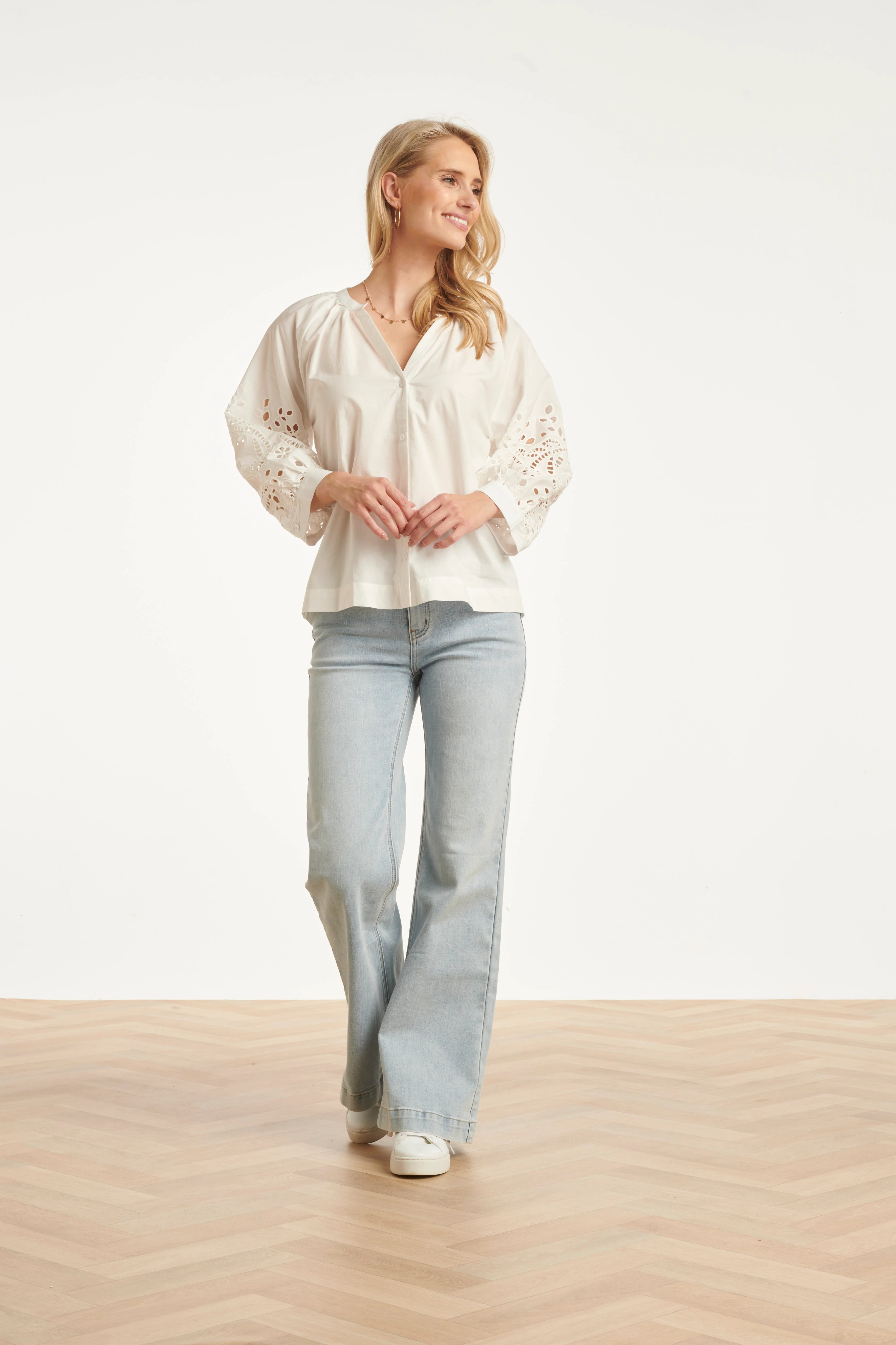 Blouse Met Broderie Pofmouw Detail | White - Image 6