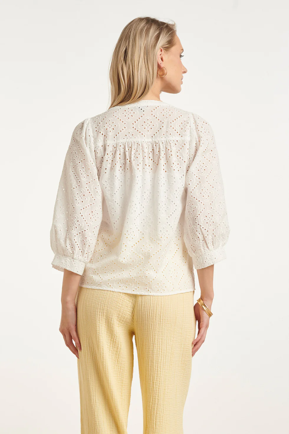 Broderie Blouse Met Knoopsluiting En Driekwart Mouwen | White - Image 12