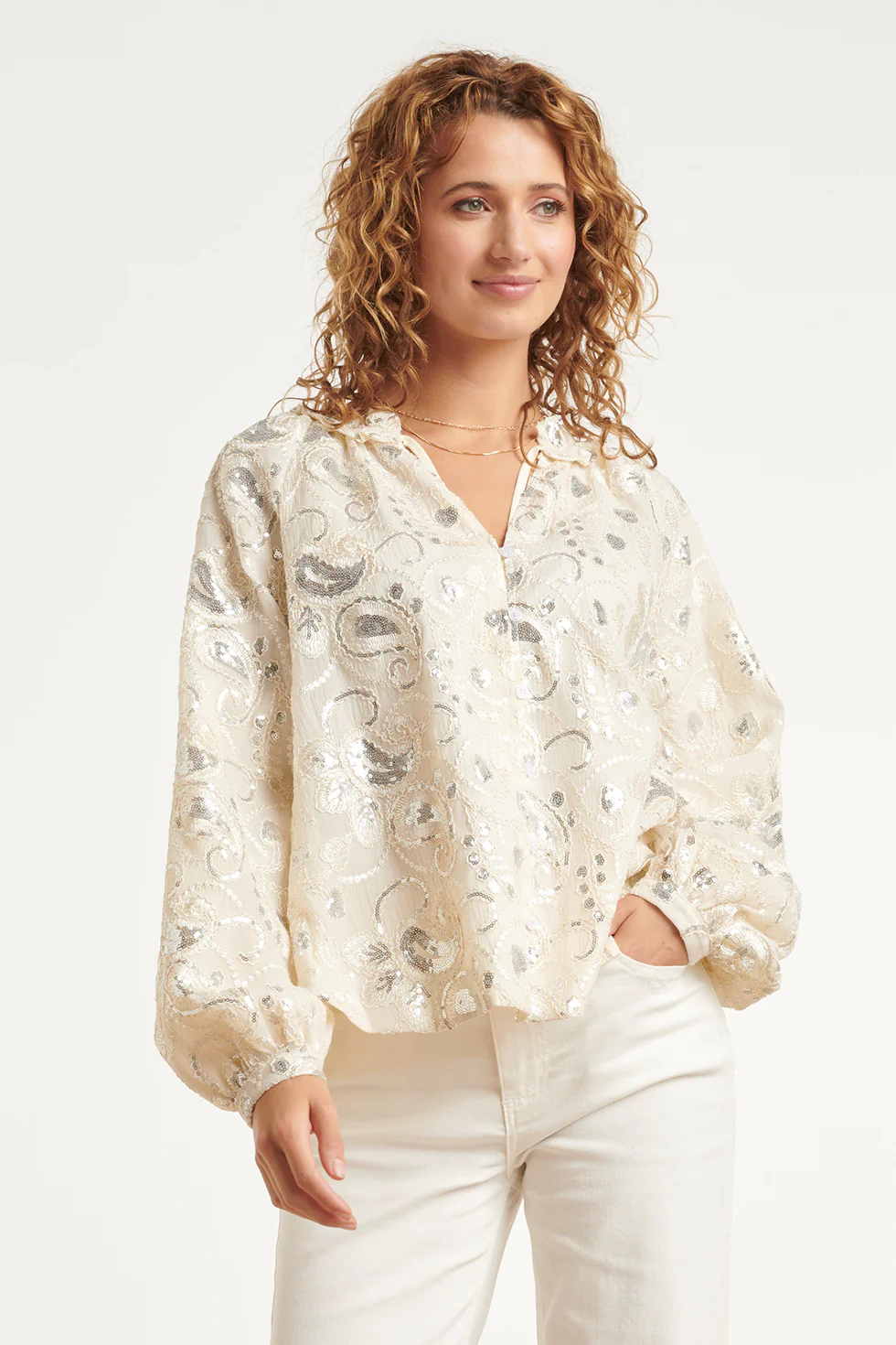 Champagnekleurige Blouse Met Pailletten En Ruffles | Off White - Image 4