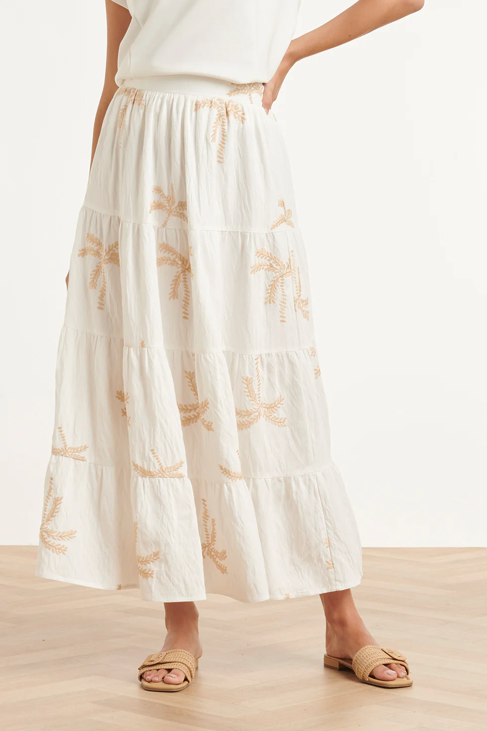 Crème Rok Met Goudkleurige Palmprint En Volants | Off White - Sand - Image 3