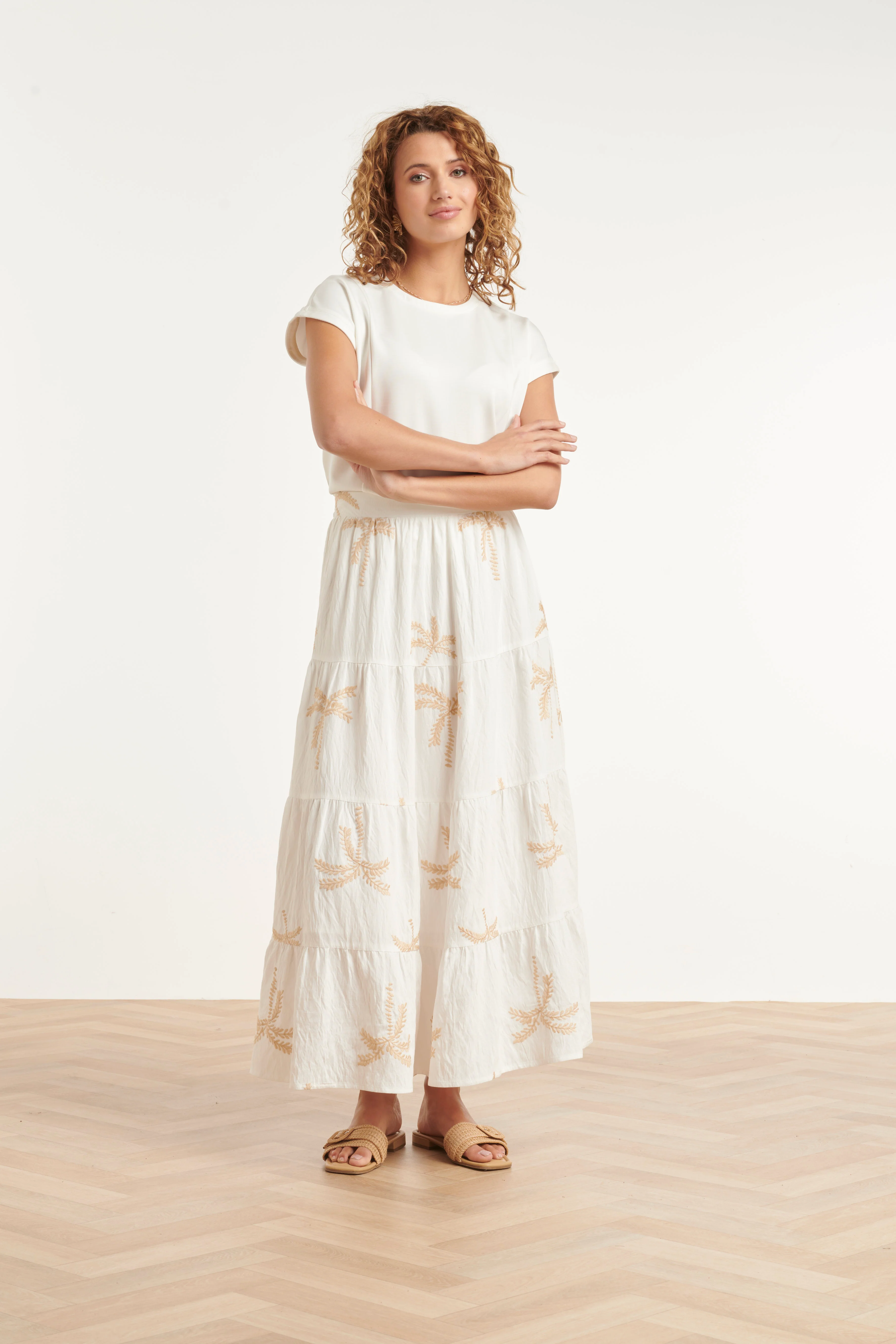 Crème Rok Met Goudkleurige Palmprint En Volants | Off White - Sand - Image 4