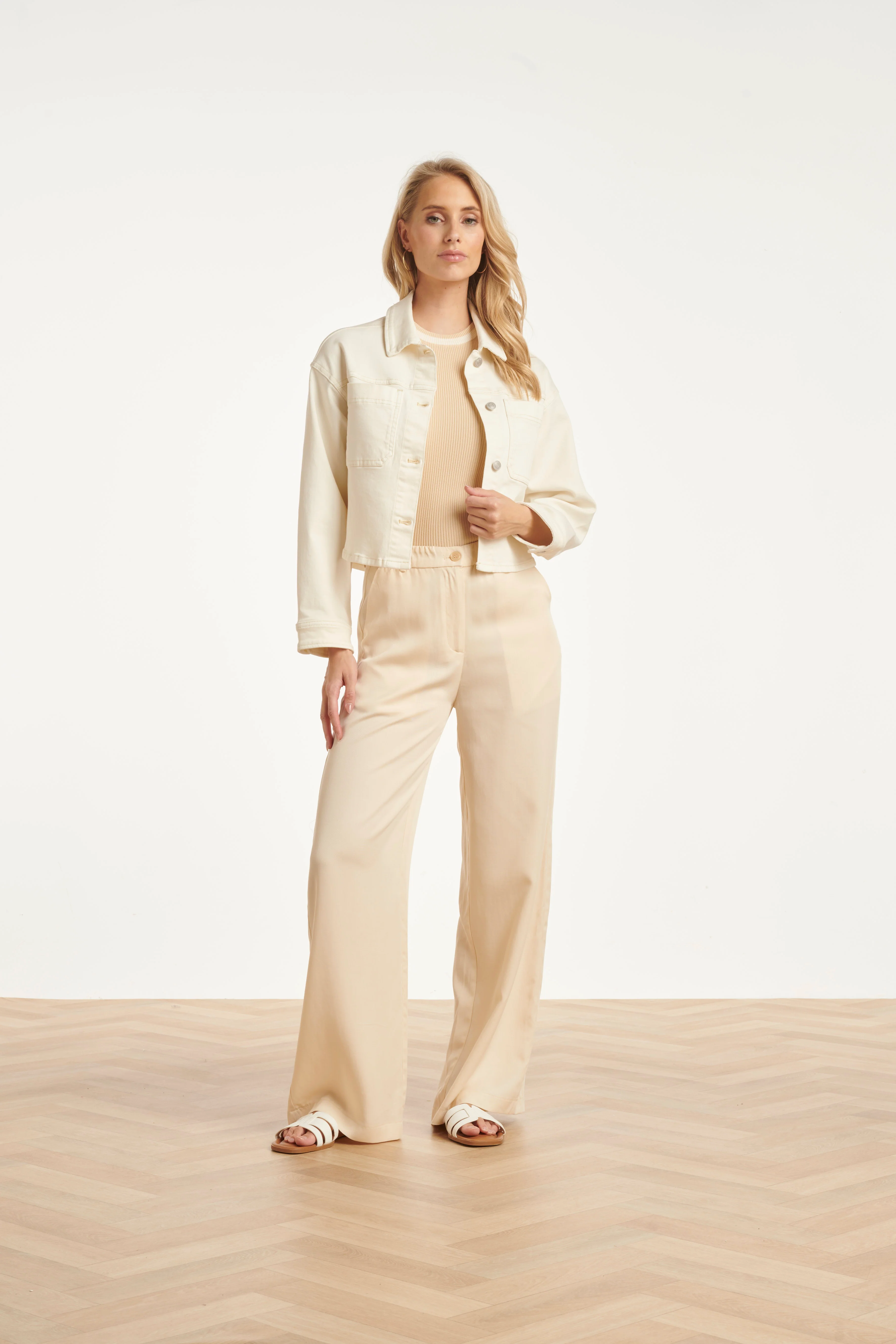 Dames Cropped Denim Jack Met Borstzakken | Off White