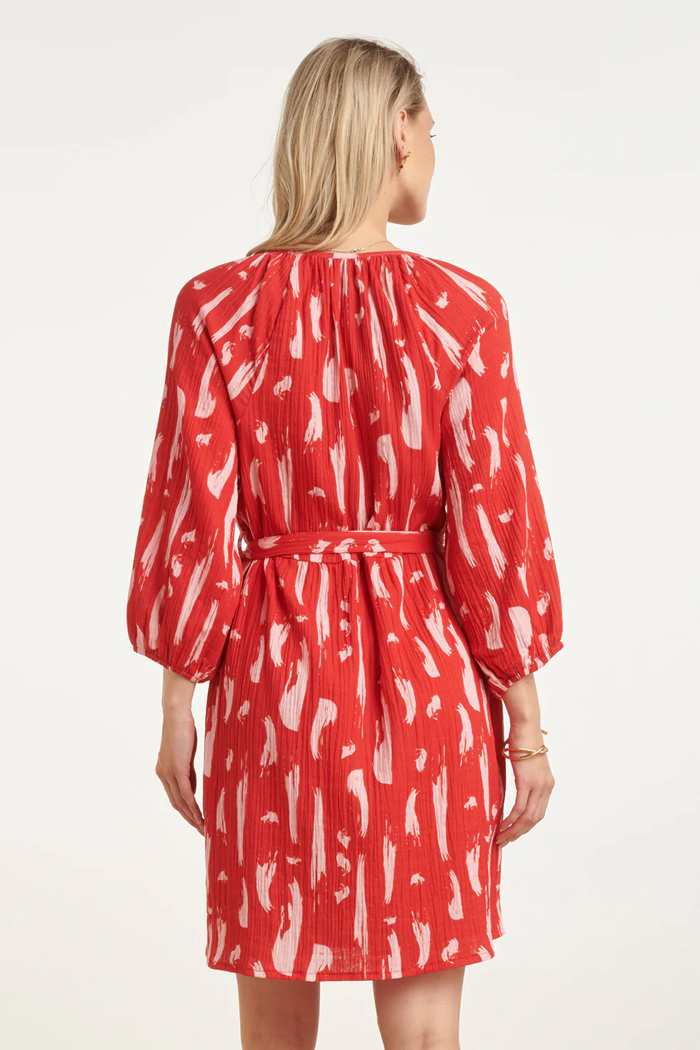 Dames Jurk Met Abstracte Streep Print In Rood Met Roze | Red - Pink - Image 12