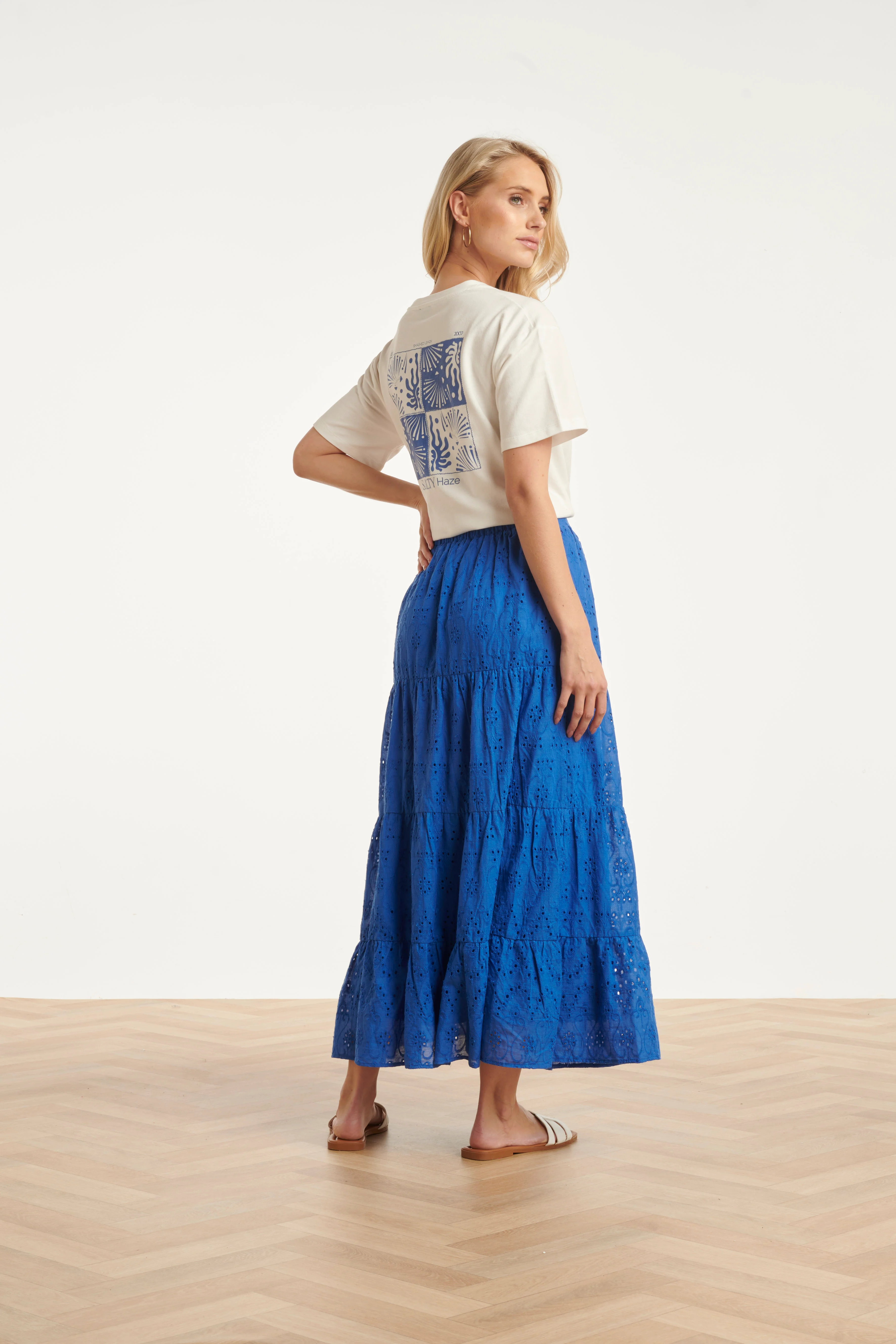 Dames T-Shirt Met Salty Haze Print Voor- En Achterzijde | Off White - Cobalt - Image 10
