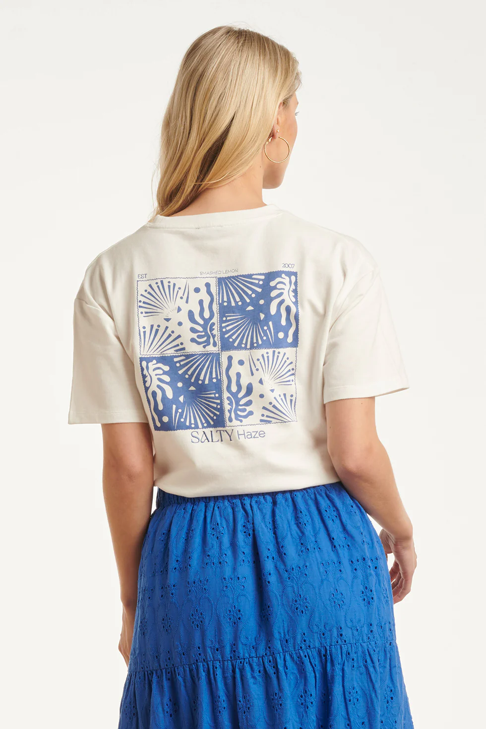 Dames T-Shirt Met Salty Haze Print Voor- En Achterzijde | Off White - Cobalt - Image 12