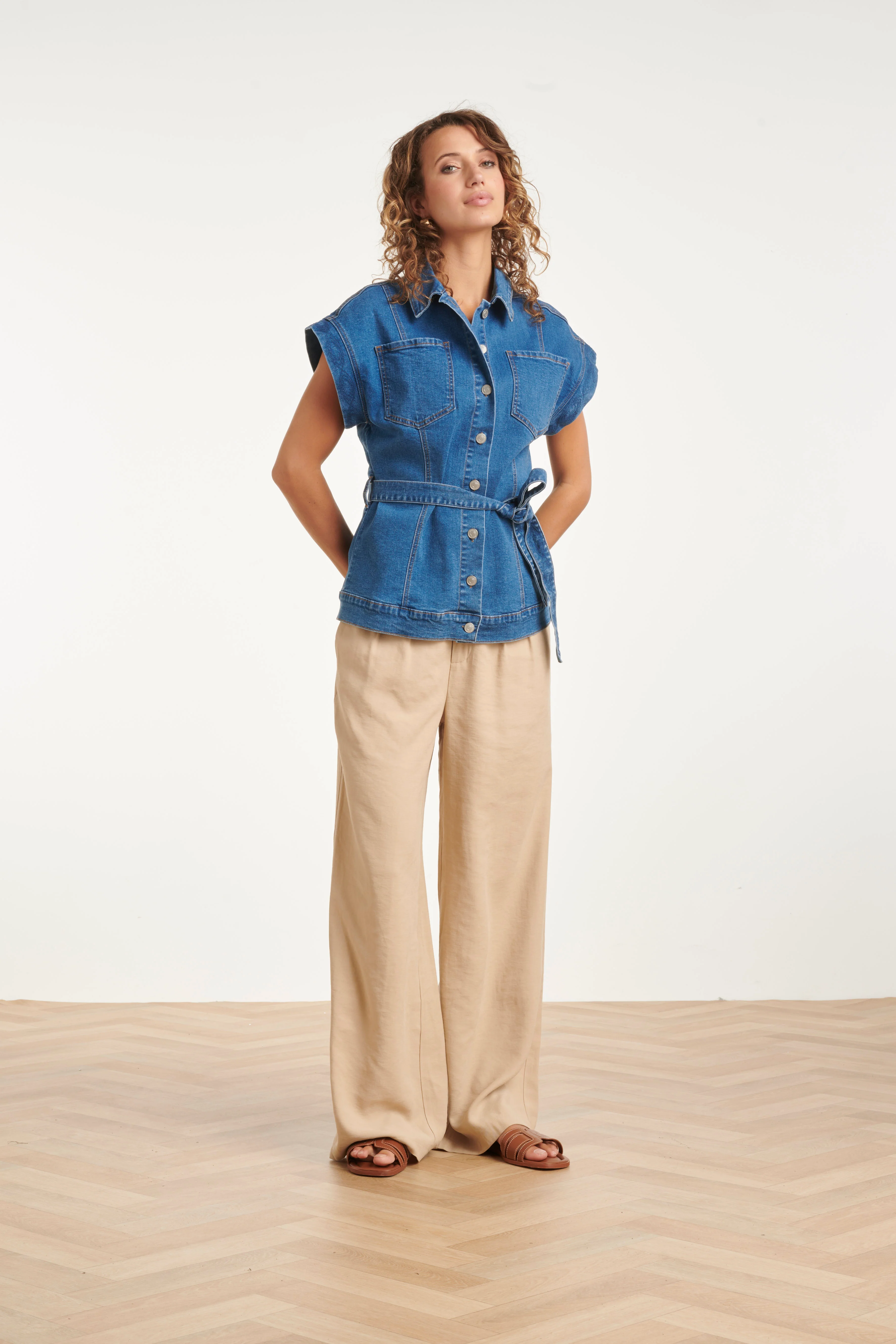 Denim Gilet Met Knoopsluiting En Kapmouwen | Medium Blue Denim - Image 5
