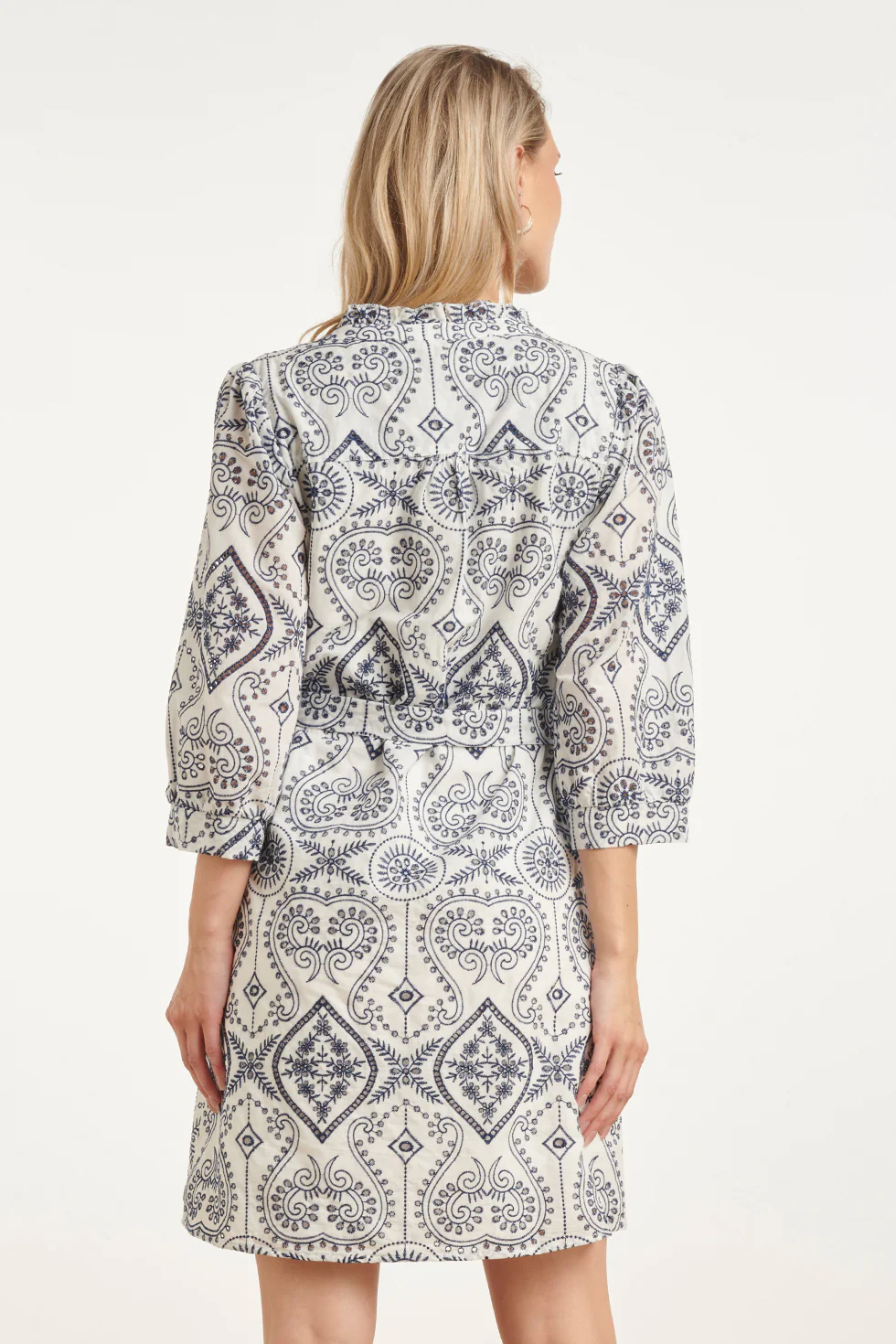 Doorknoopjurk Met Paisley Borduurwerk | White - Navy - Image 6