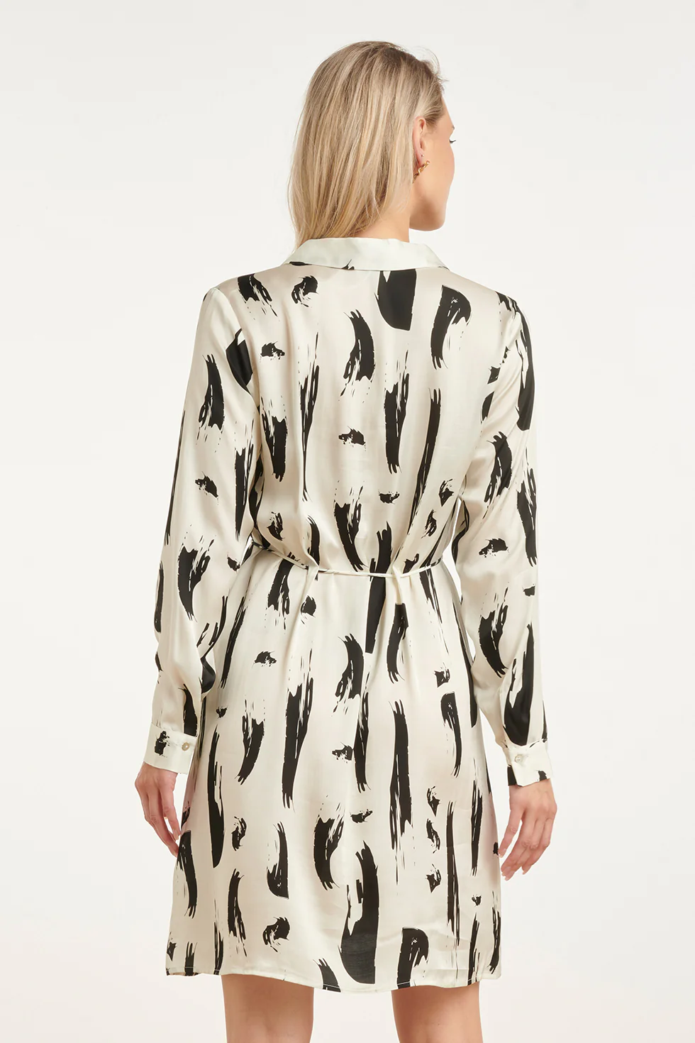 Doorknoopjurk Met Zwart-Witte Abstracte Print | Off White - Black - Image 6