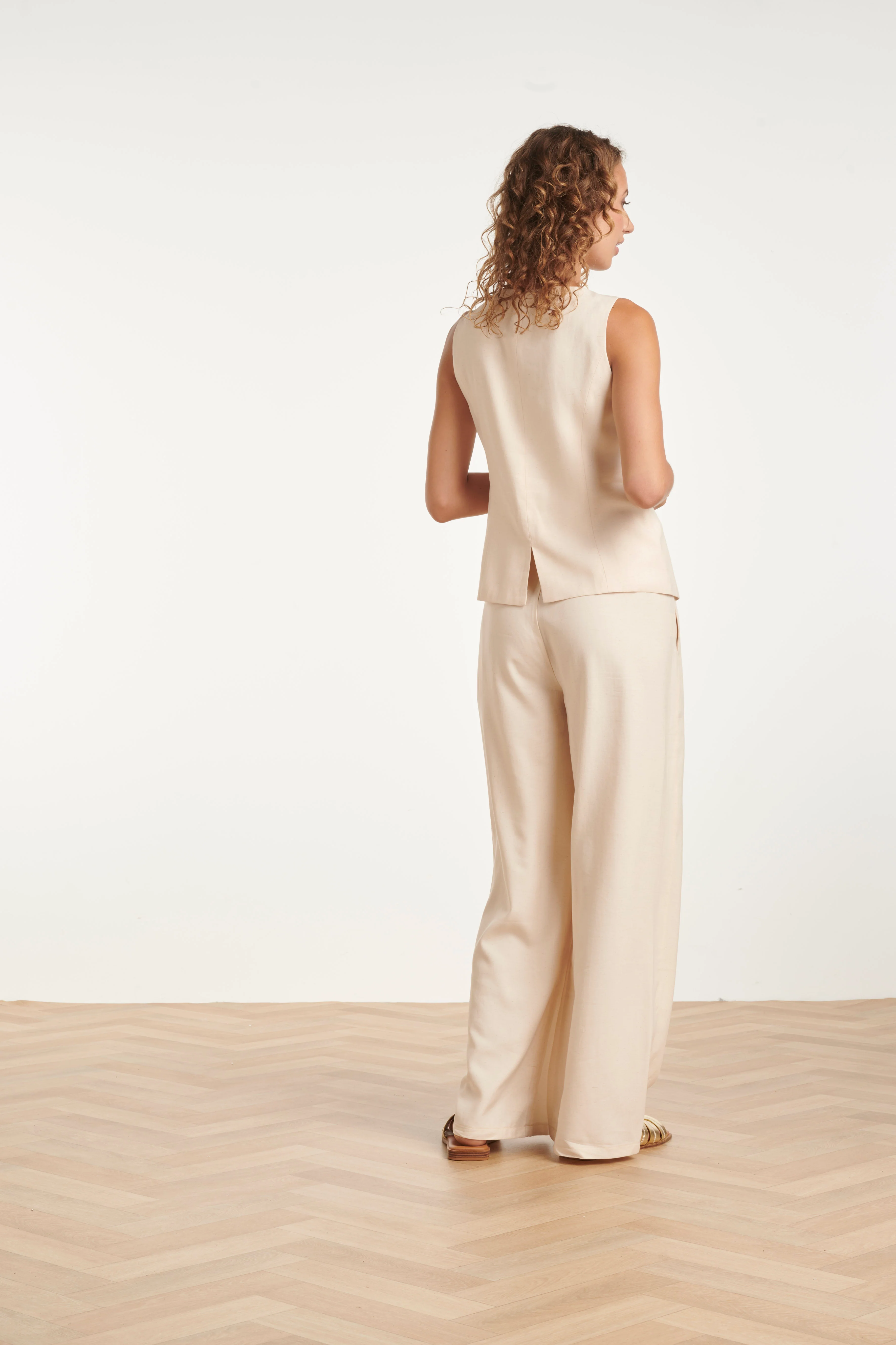 Elegant Mouwloos Gilet | Sand - Image 5