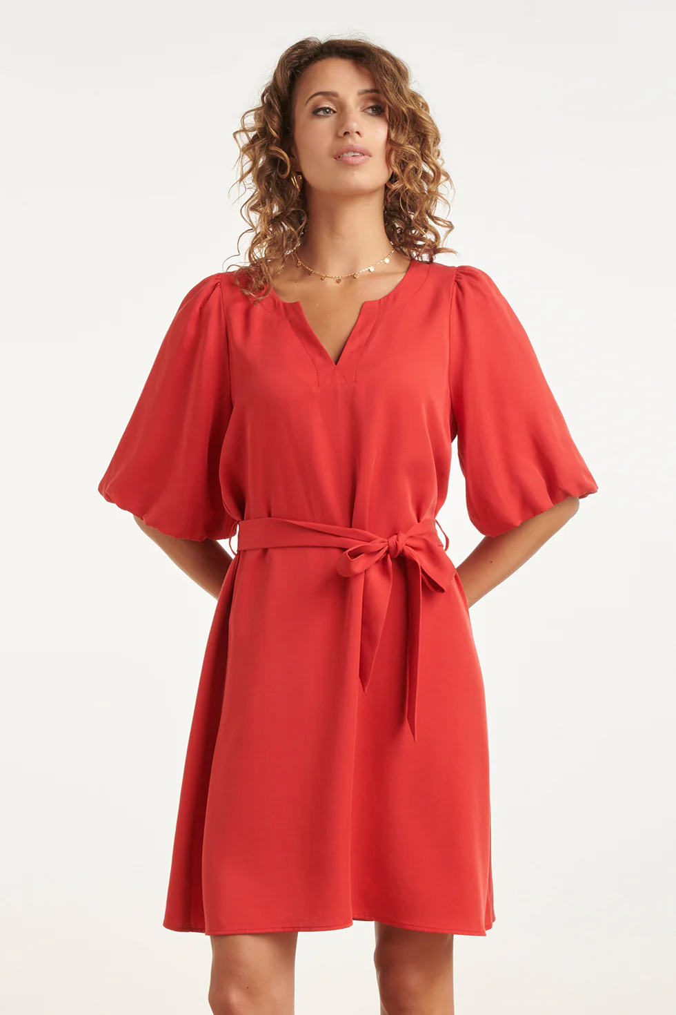 Elegante A-Lijn Jurk Met V-Hals En Strikceintuur | Red