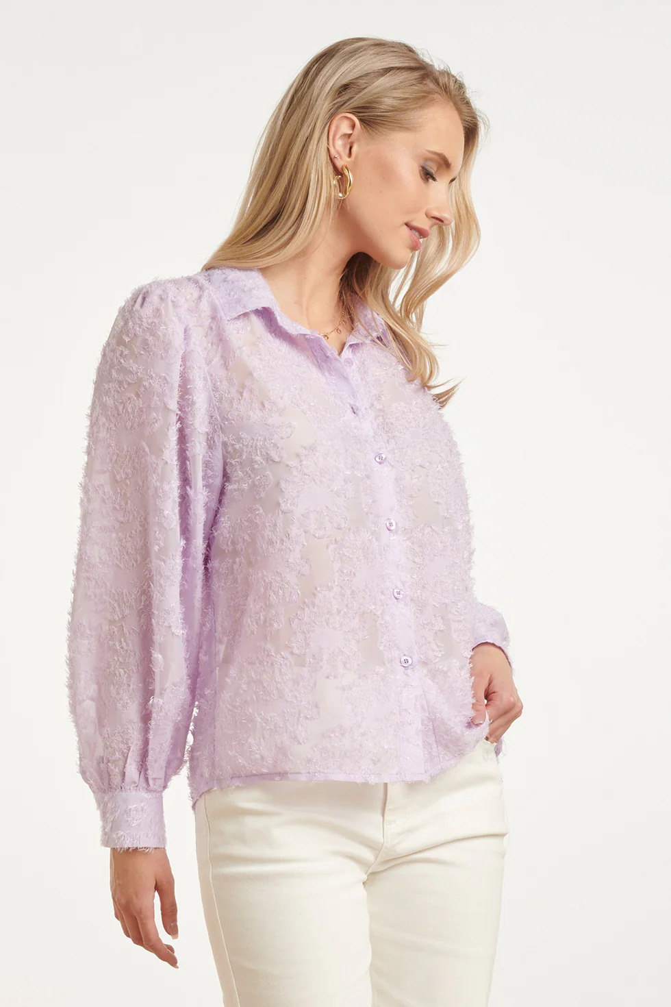 Elegante Doorschijnende Blouse Met Reliëf Print | Lilac - Image 4