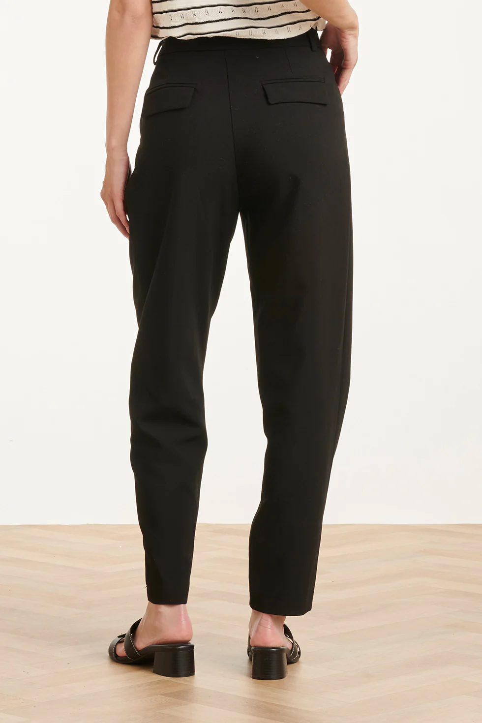 Elegante Pantalon Met Plooi En Hoge Taille | Black - Image 6