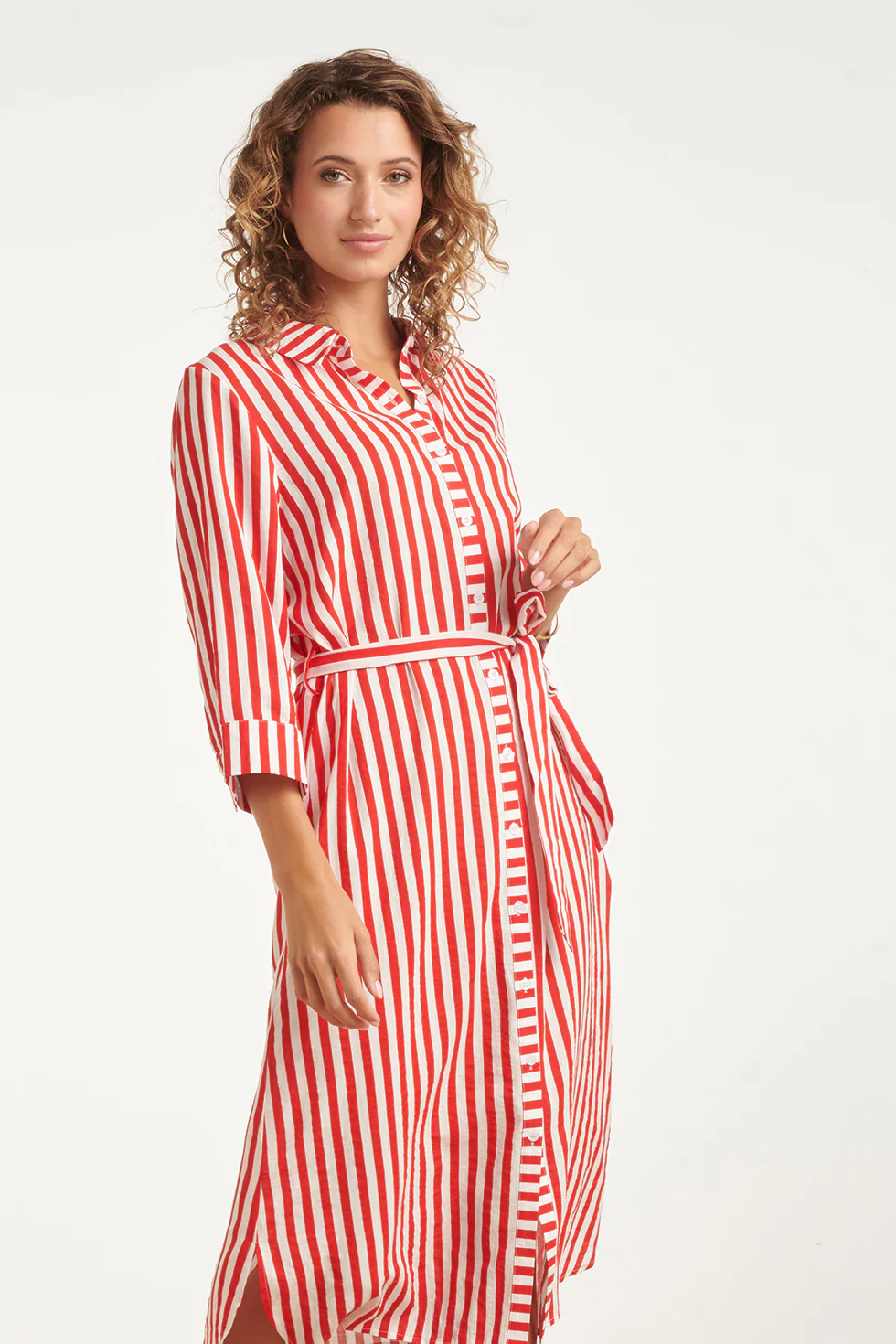 Gestreepte Maxi-Jurk Met Tailleceintuur | Red - White - Image 3