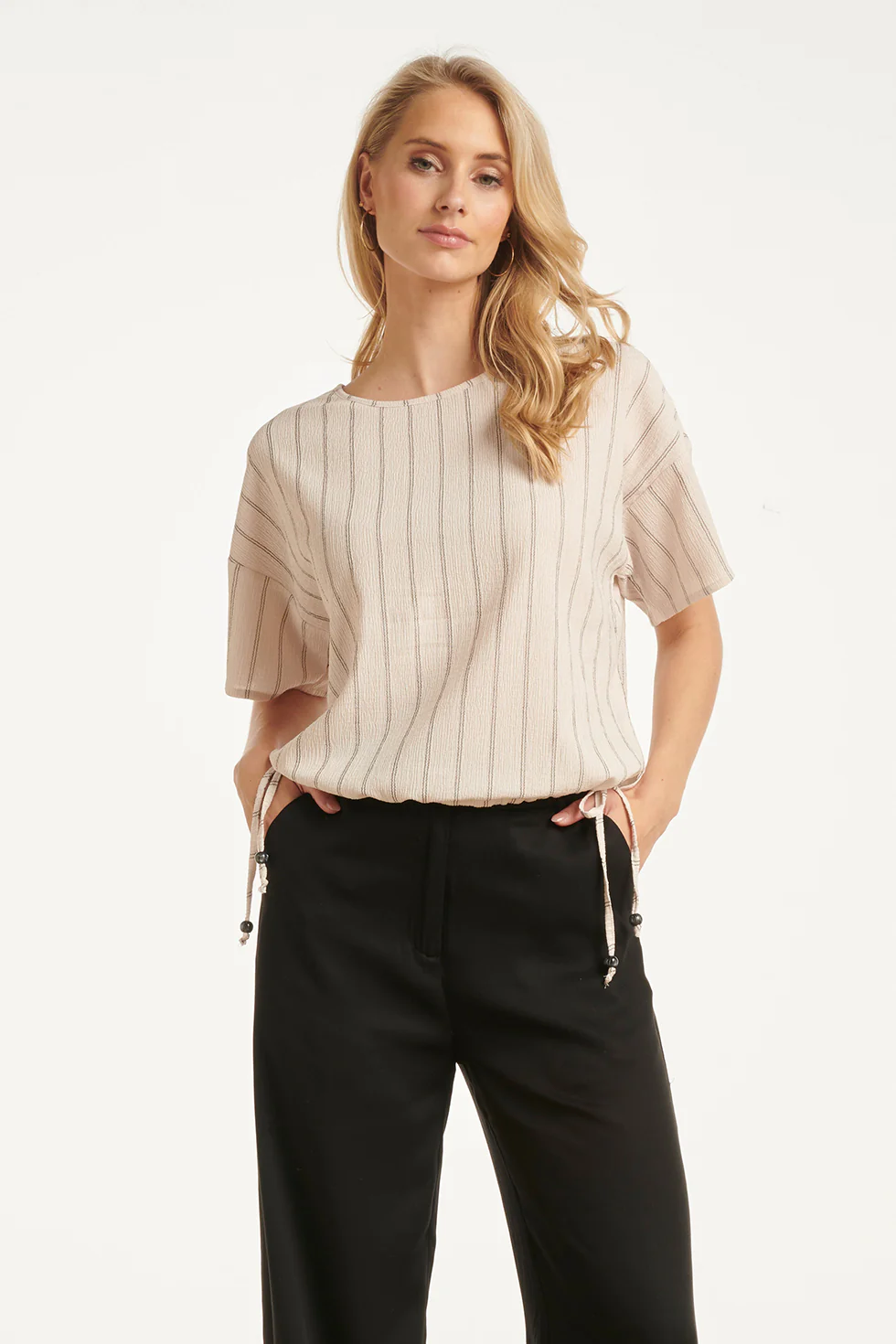 Gestreepte Top Met Ingeweven Structuur En Verstelbare Zoom | Off White - Black - Image 2