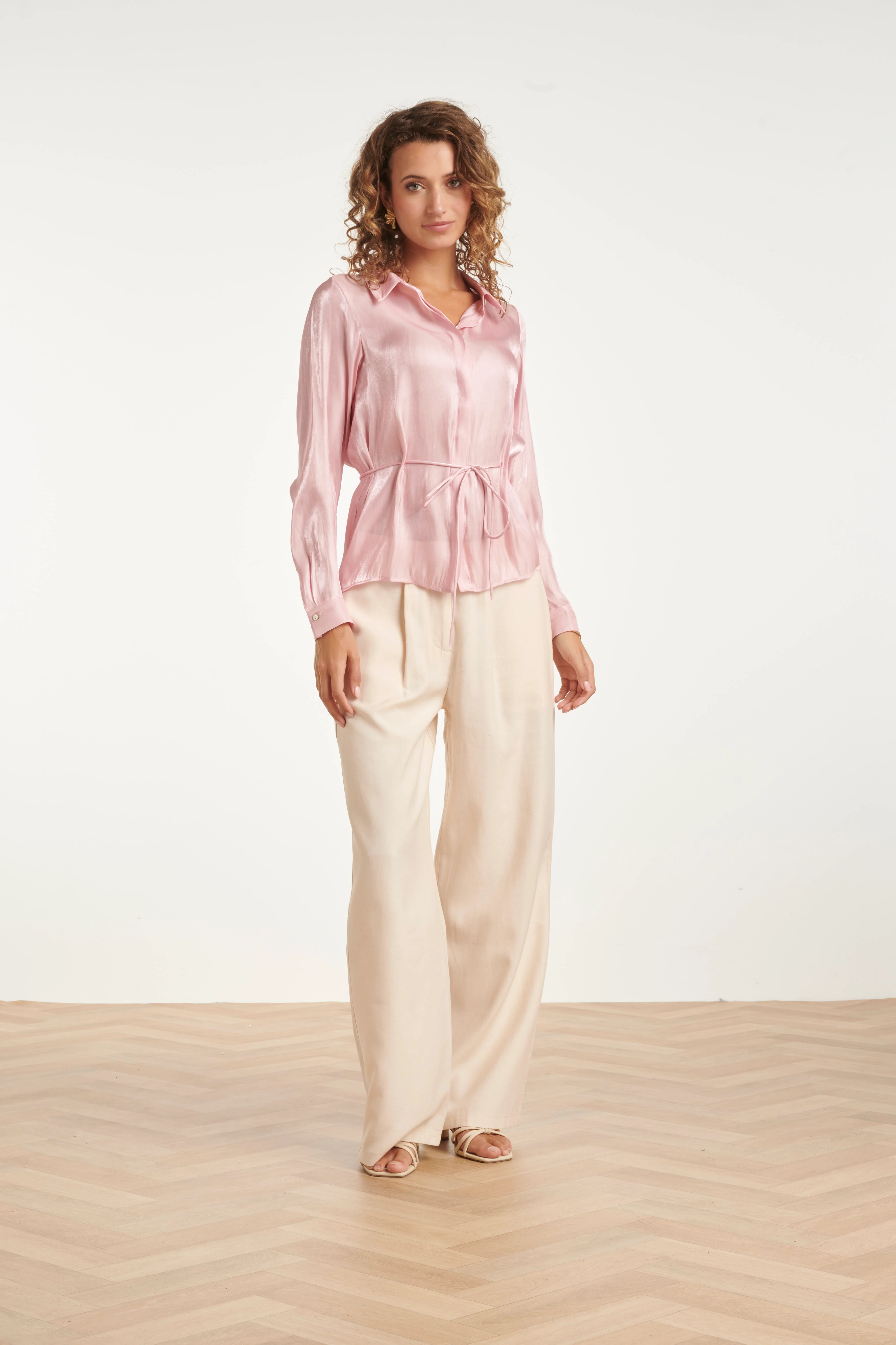 Getailleerde Blouse Met Glanseffect | Pink - Image 3
