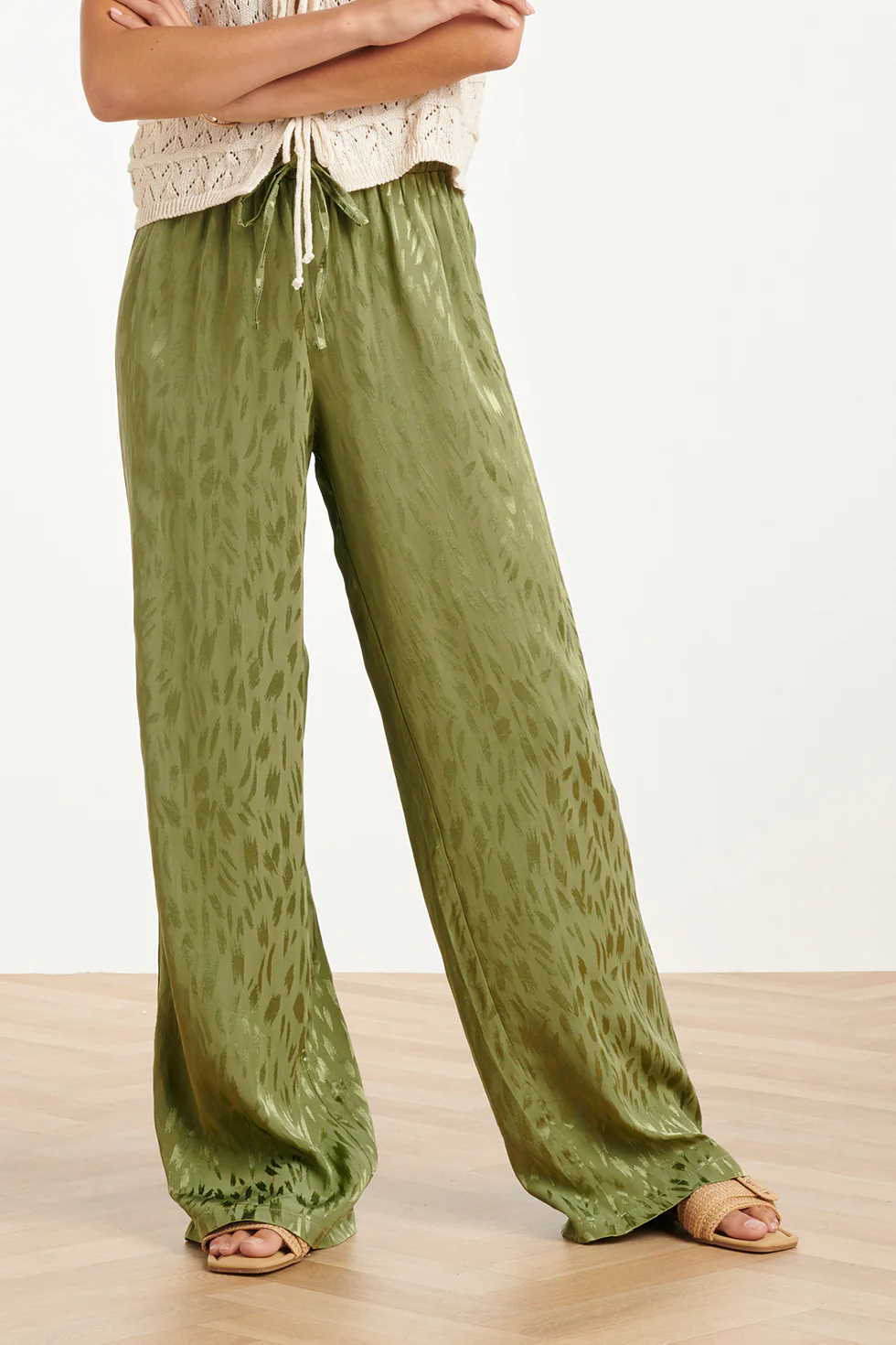 Glinsterende Wide-Leg Pantalon Met Dieren Print In Olijfgroen | Army - Image 6