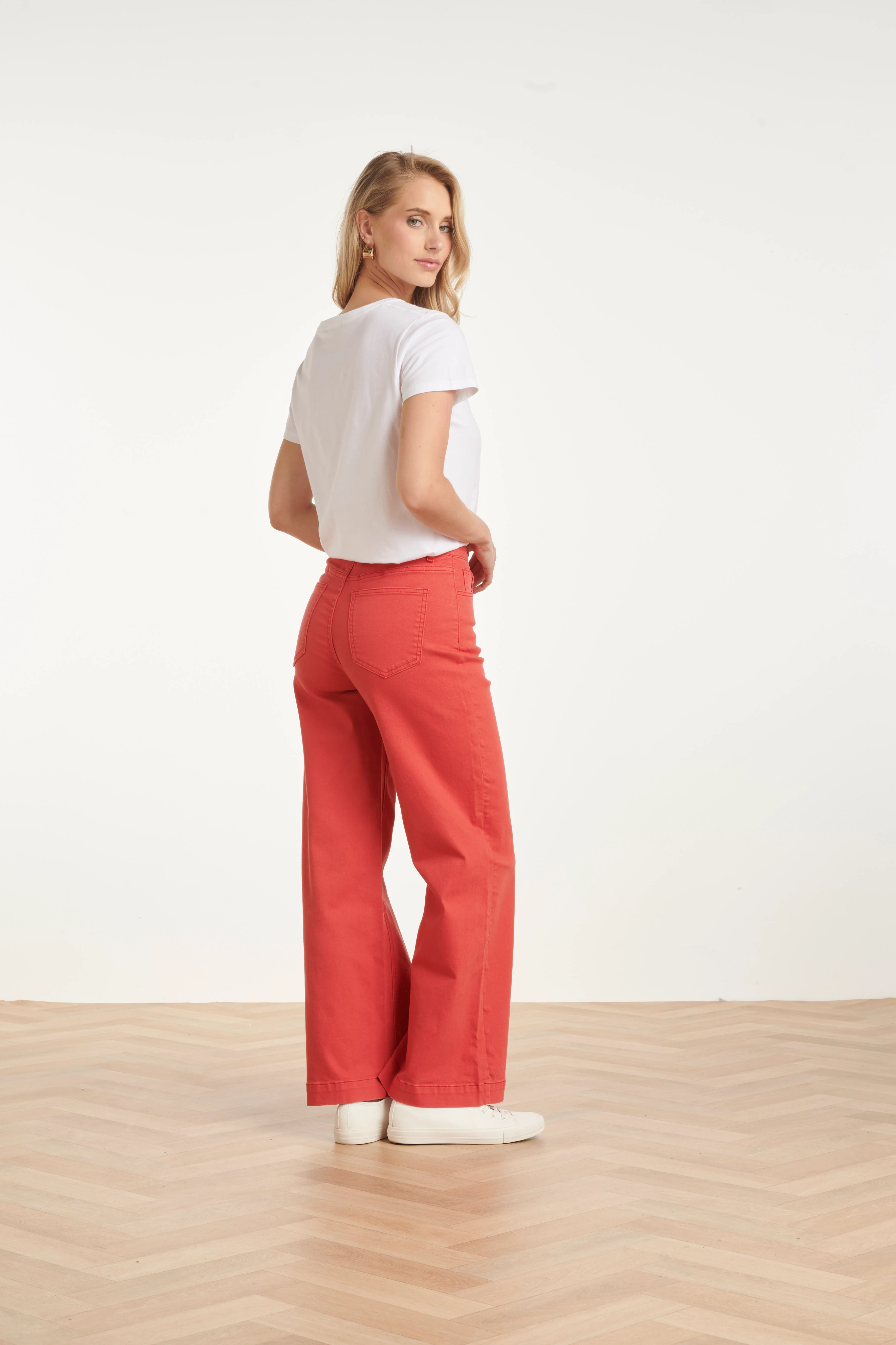 High-Waisted Wide Leg Jeans | Red - Image 4