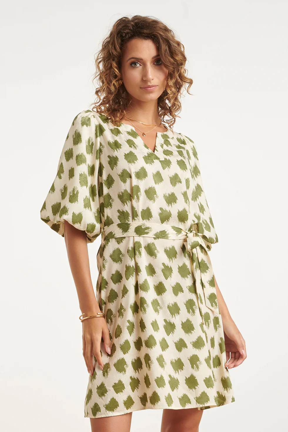 Jurk Met Abstracte Groene Dieren Print En Ceintuur | Army - Off White - Image 4