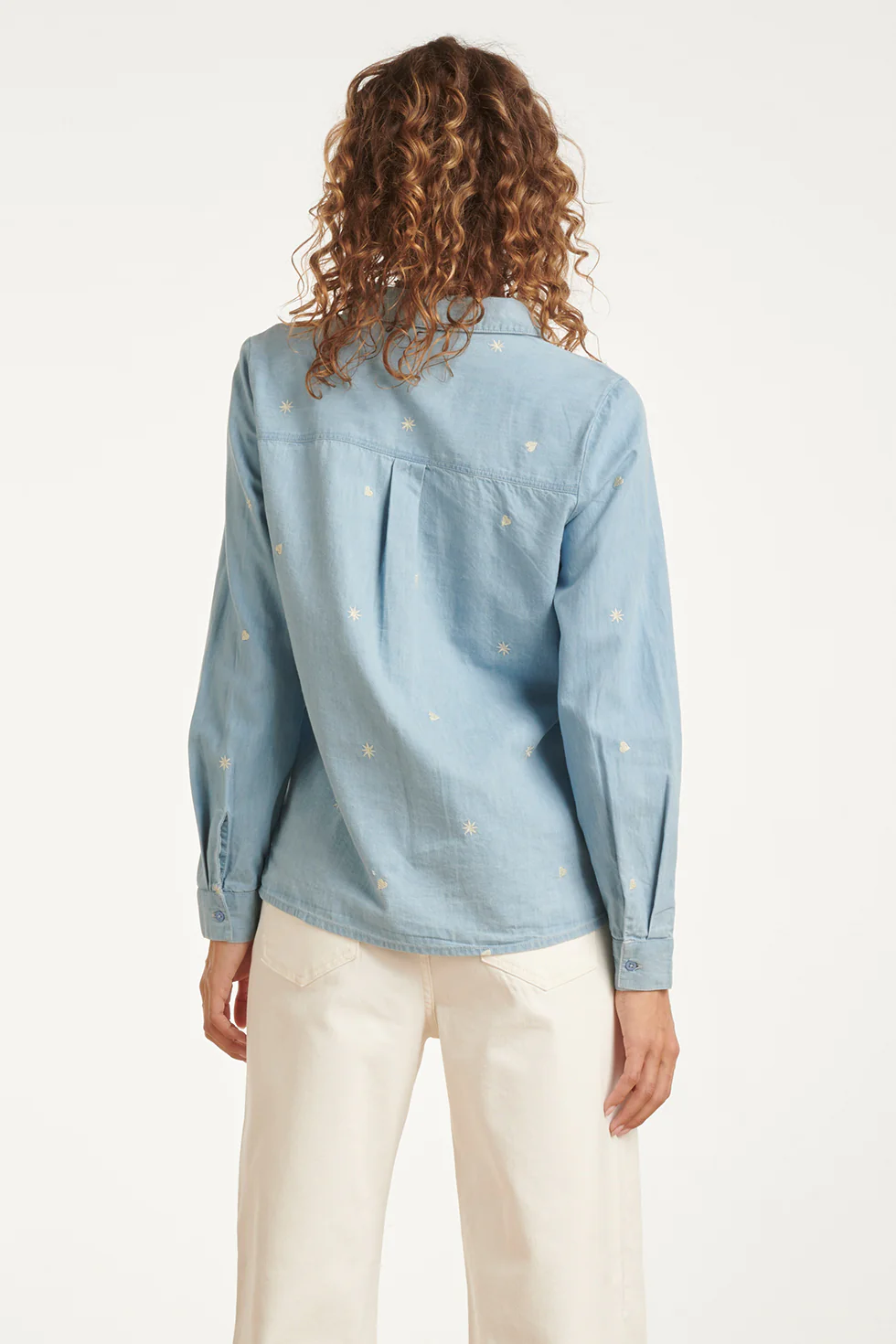 Lichtblauwe Blouse Met Geborduurde Sterren En Hartjes | Denim - Off White - Image 12