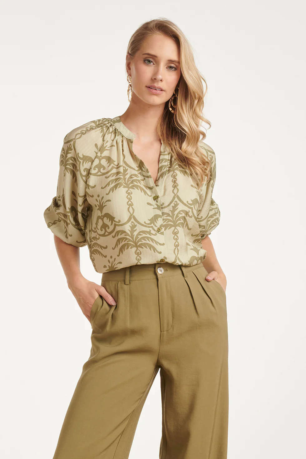 Luchtige Blouse Met Groene Palmprint | Light Army - Army