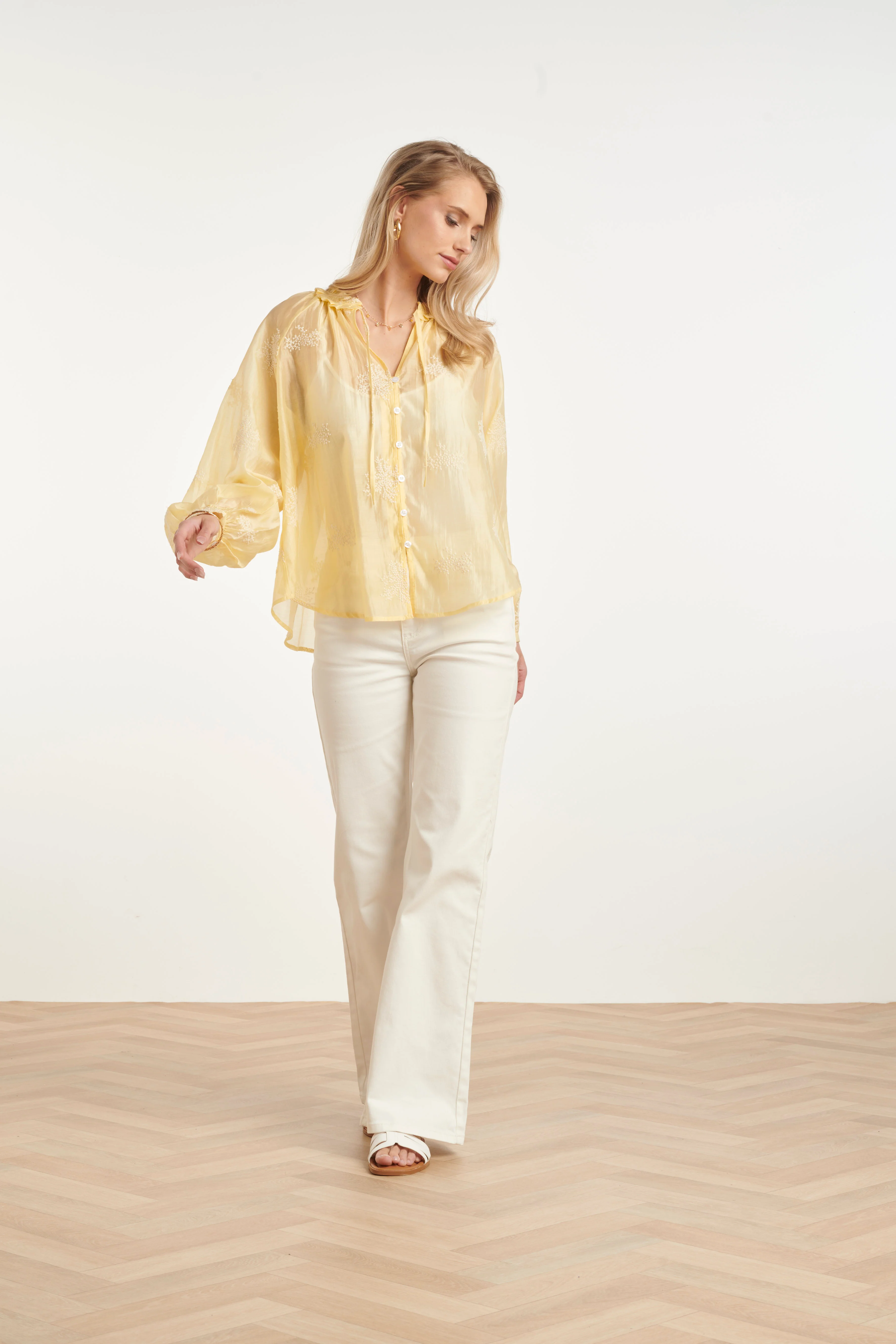 Luchtige Boho-Blouse Met Geborduurde Print | Light Yellow - Image 3