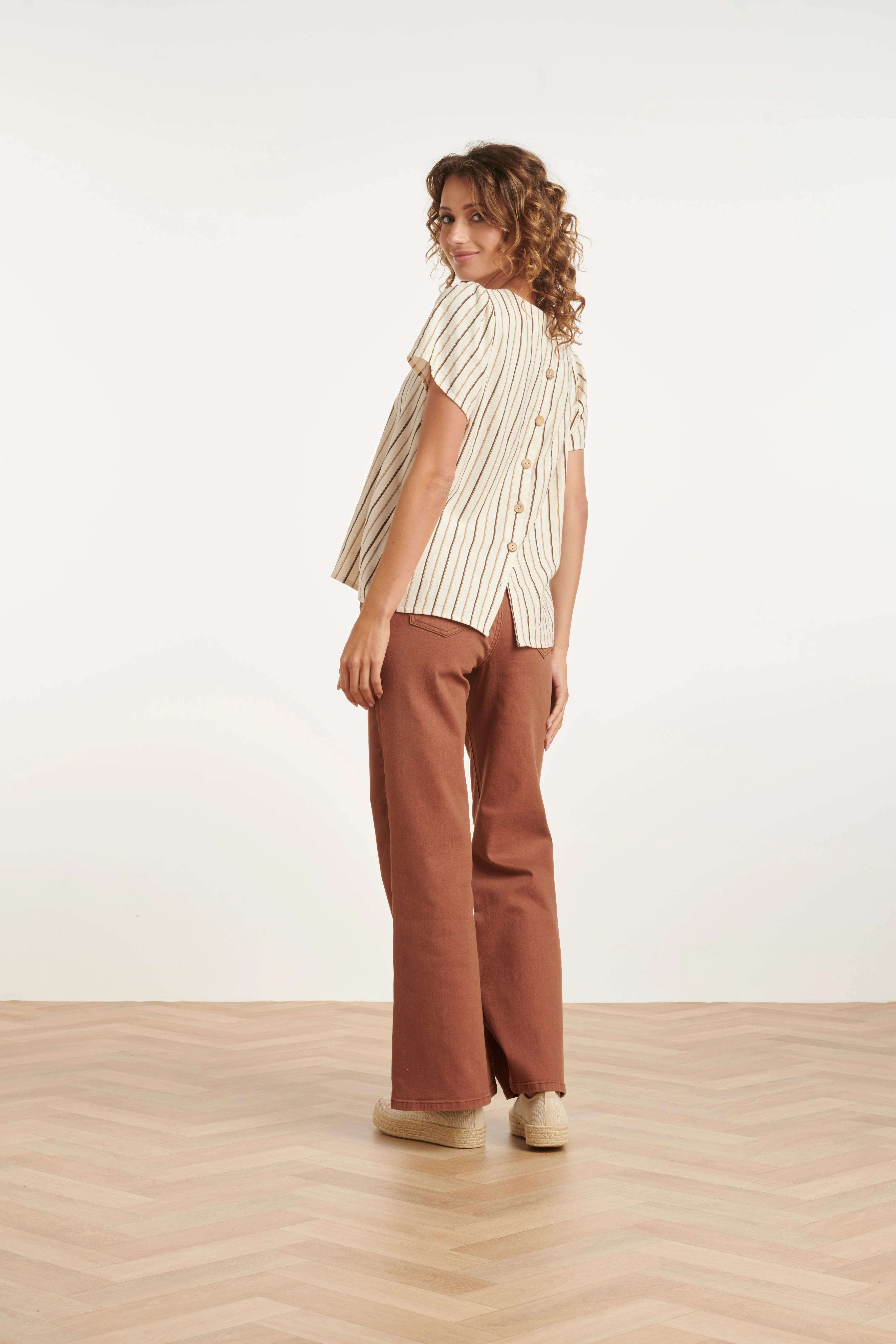 Luchtige Top Met Verticale Streep Print | Sand - Brown - Image 5