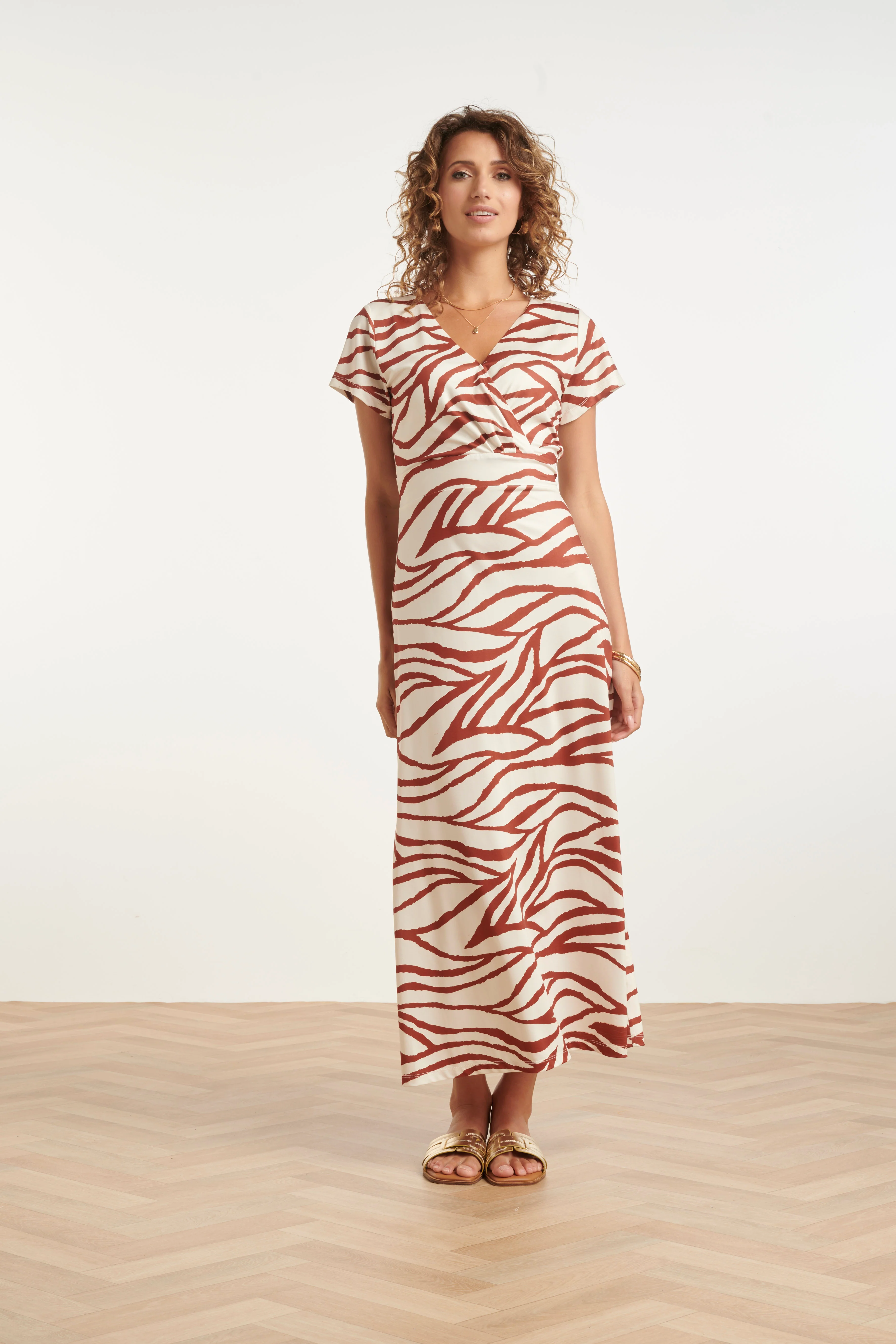 Maxi Stretch Jurk Met Bruine Zebraprint | Brique - Off White