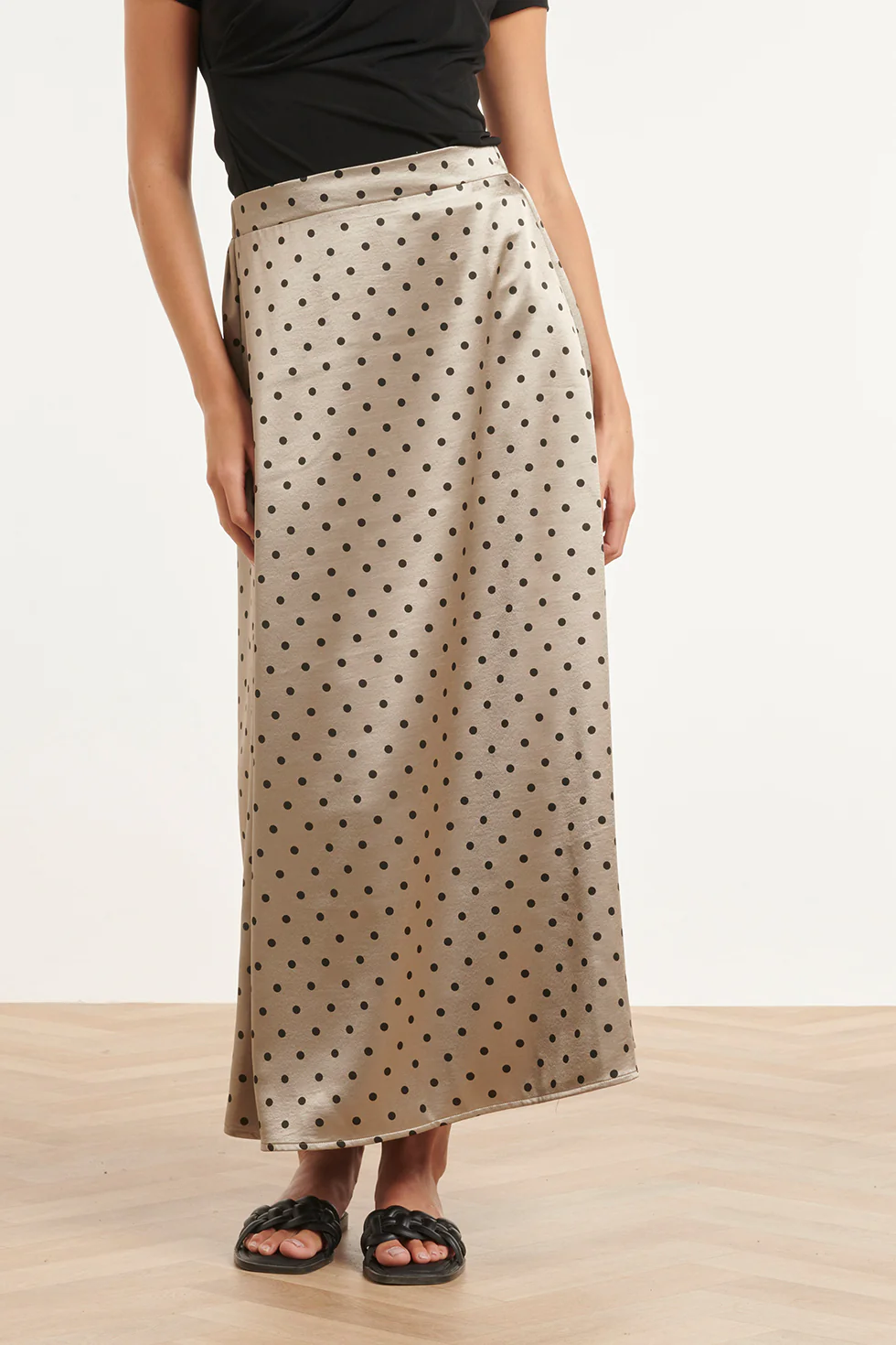 Midi Rok In Champagne Met Zwarte Stippenprint | Silver - Black - Image 3