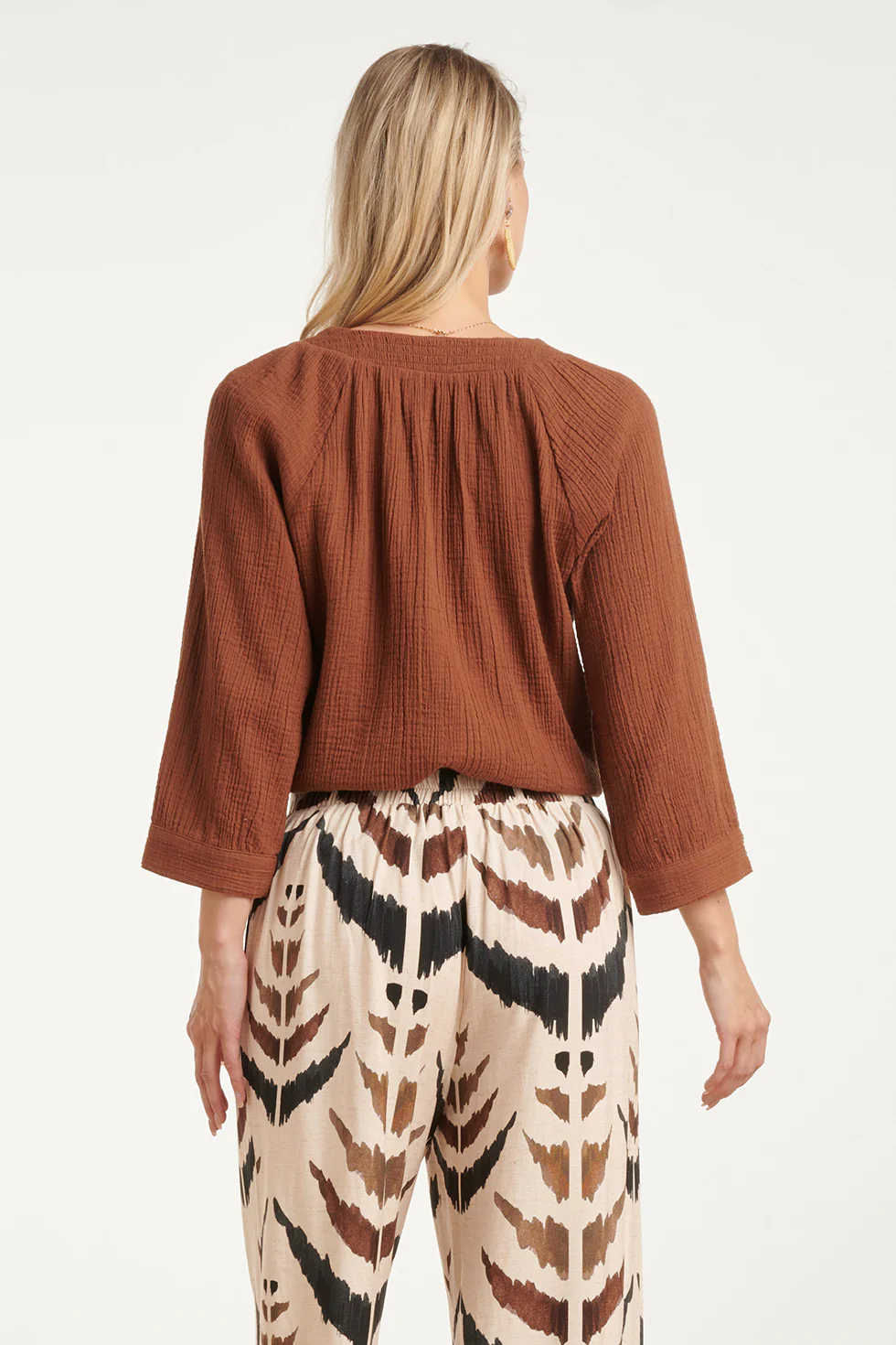 Mousseline Top Met V-Hals | Brown - Image 12