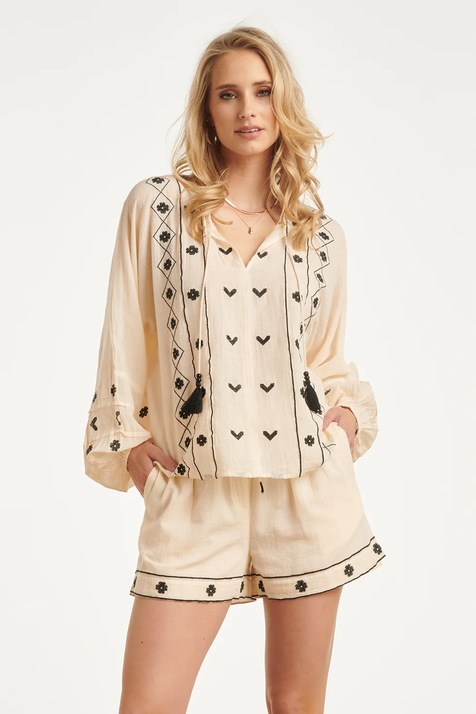 Off White Blouse Met Zwarte Borduursels En Strikkoord | Off White - Black - Image 2
