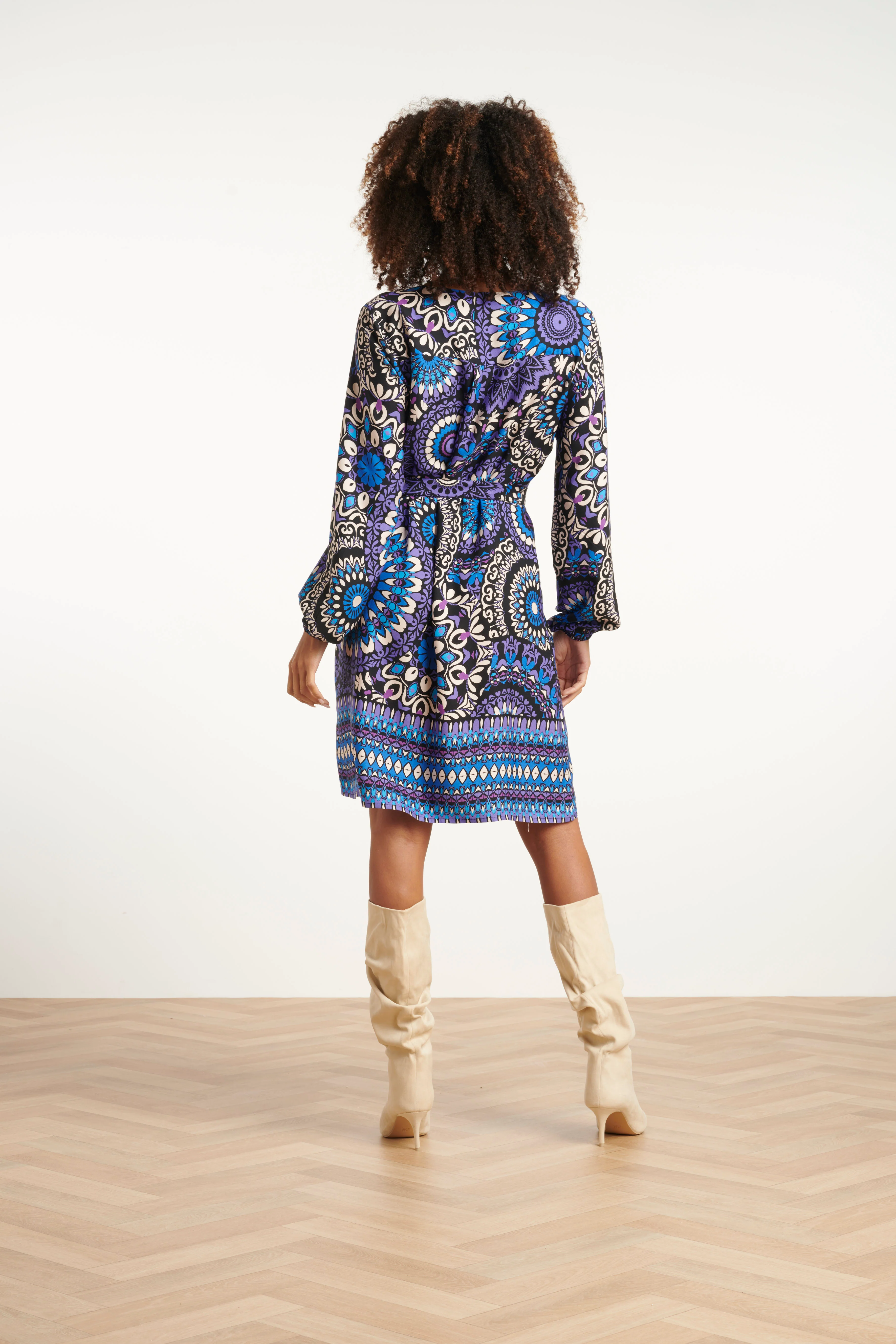 Ornamentale Jurk In Paars En Blauw Tinten | Purple-Multicolour - Image 5