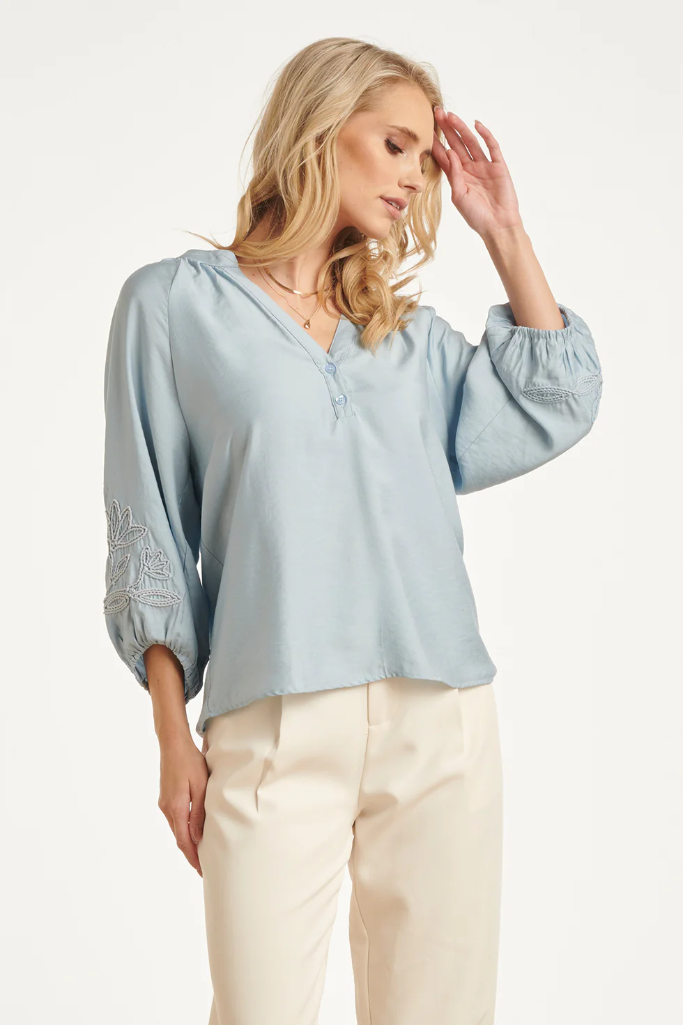 Soepelvallende Blouse Met Geborduurde Mouwen | Light Blue - Image 4