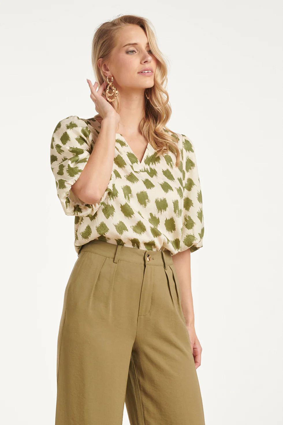 Top Met Groene Abstracte Dieren Print En Wijde Mouwen | Army - Off White - Image 4