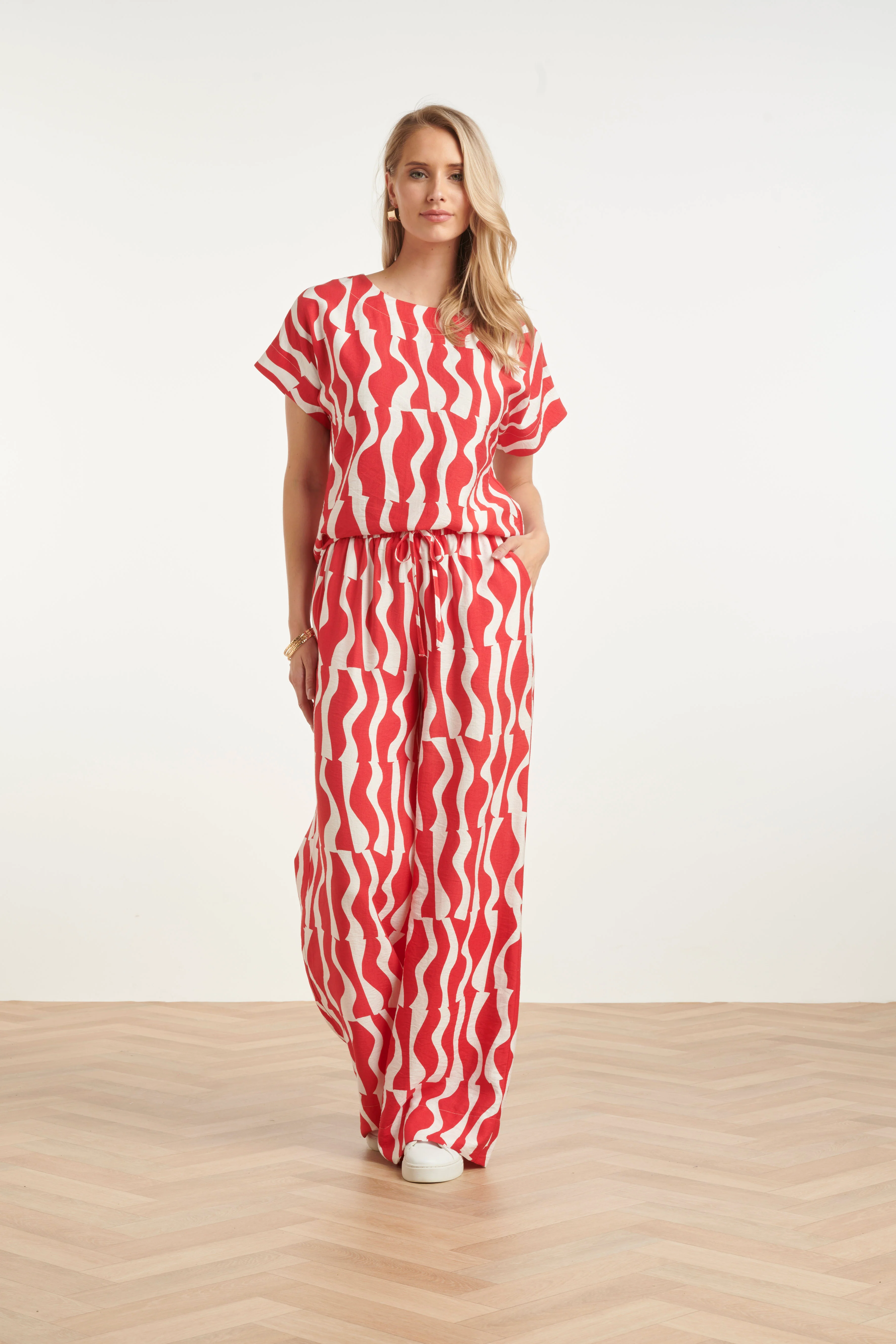 Top Met Korte Mouwen En Rood-Witte Golvende Print | Red - White - Image 3