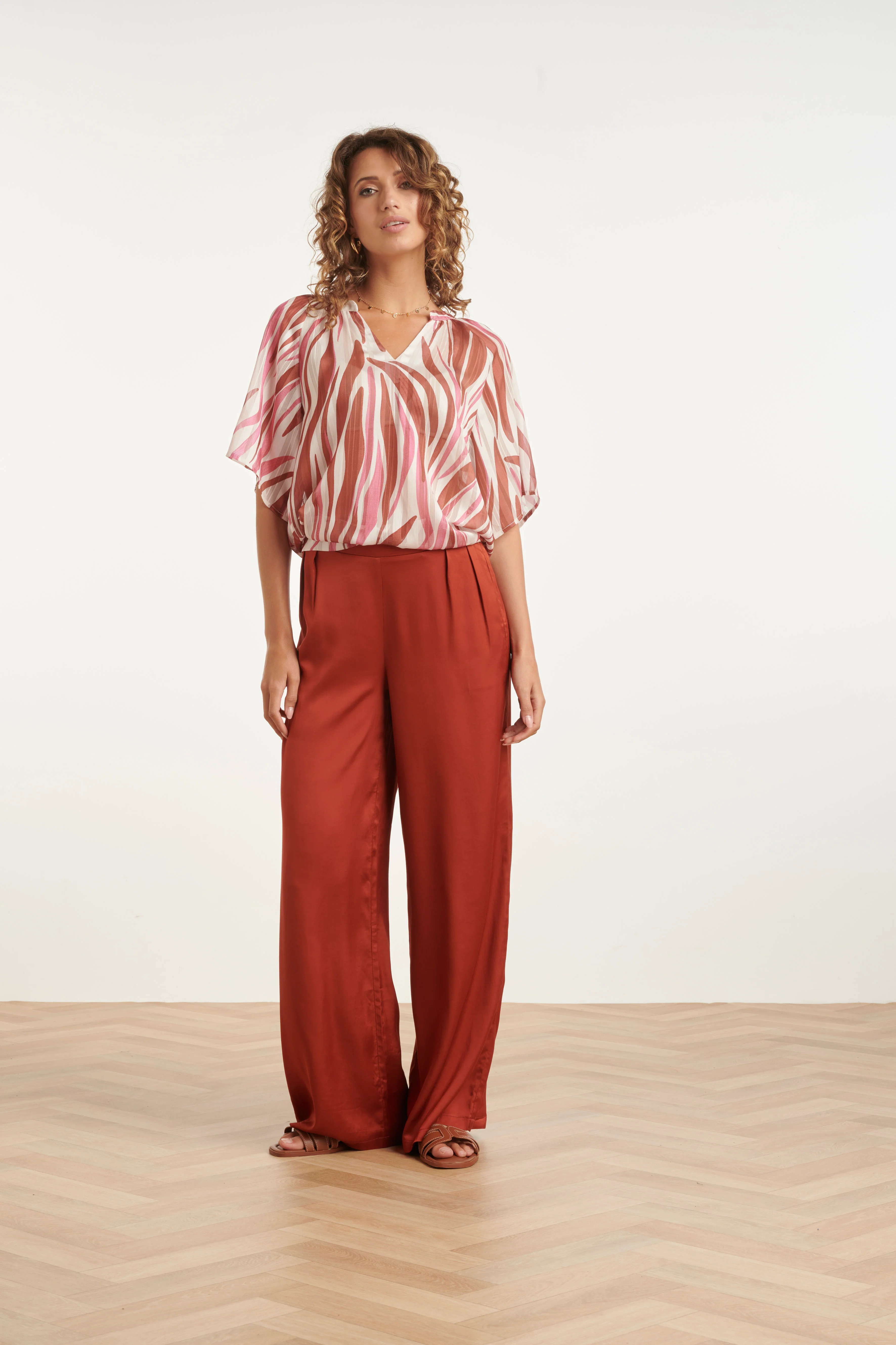 Wide Leg Pantalon Met Satijn-Glans | Brique - Image 4