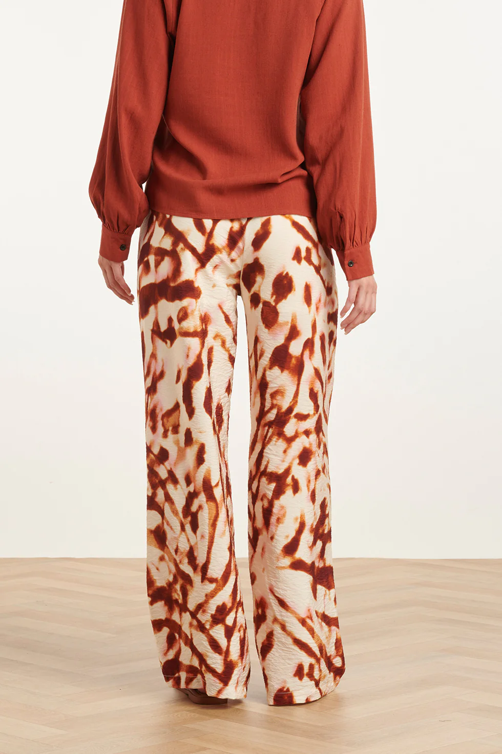 Wijde Broek Met Tie-Dye Look Print In Bruin En Roze | Brique - Muticolour - Image 6