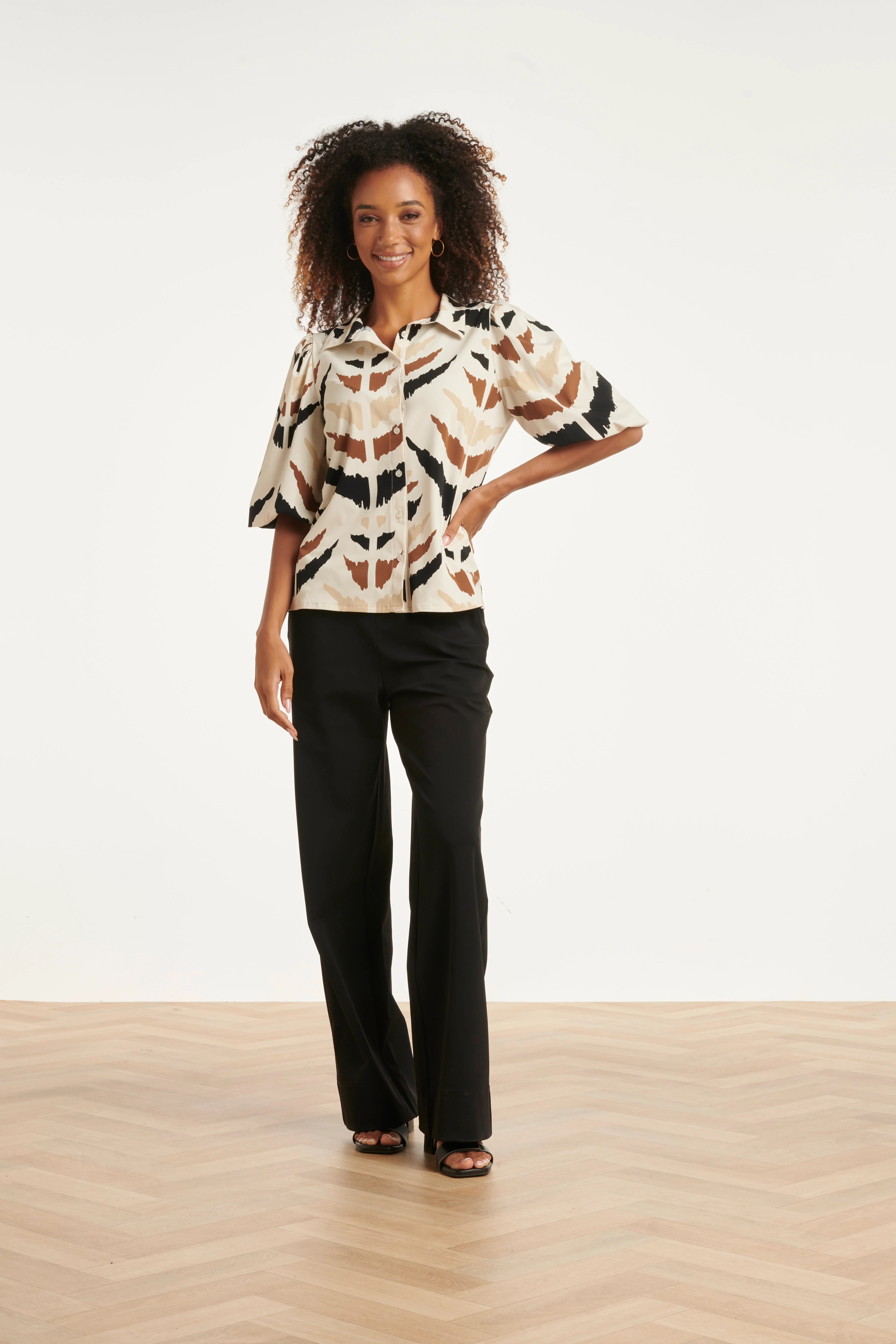 Wijde Pantalon In Comfortabele Travelstof Met Strikceintuur | Black