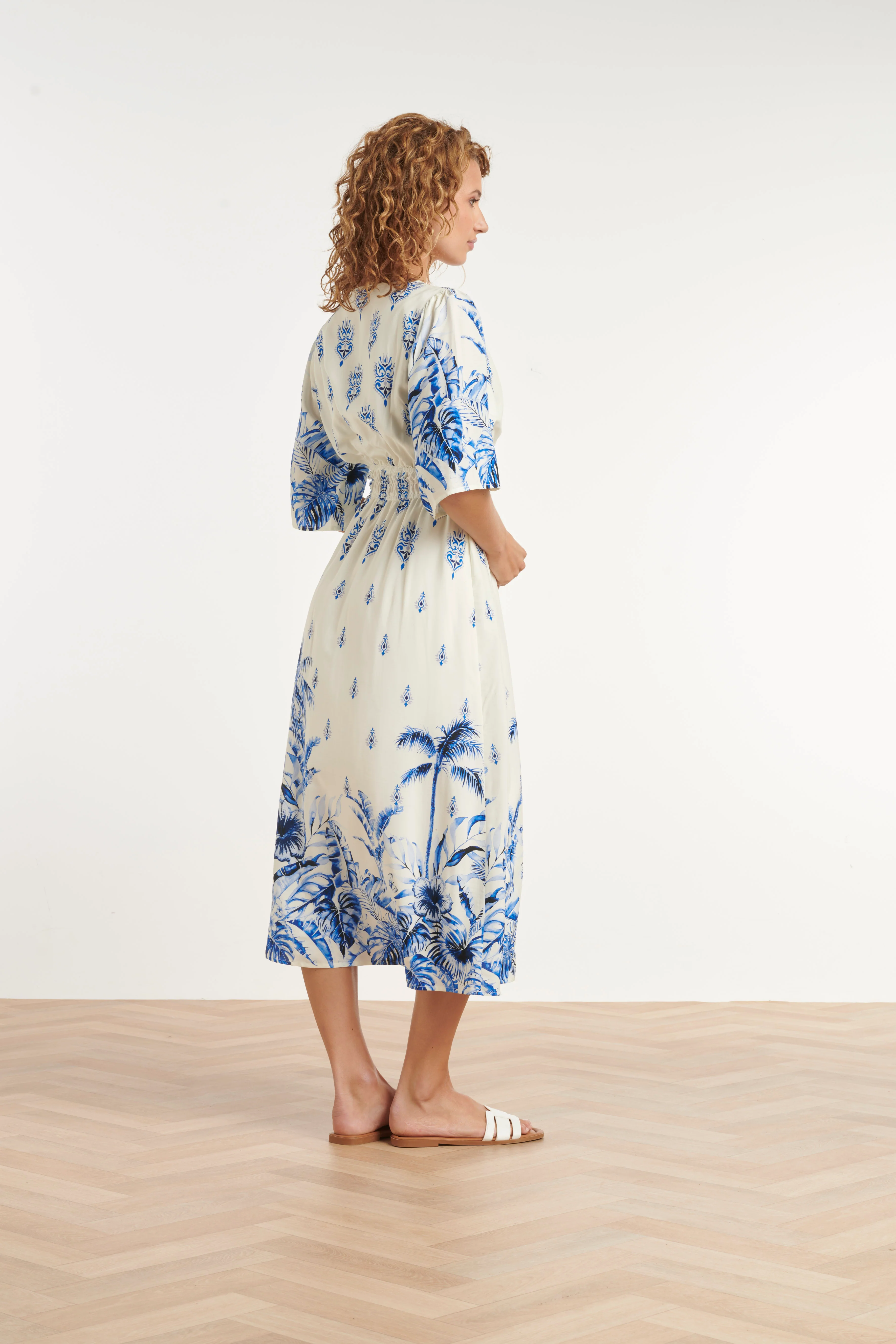 Witte Jurk Met Blauwe Print En Elastische Taille | Off White - Blue - Image 5