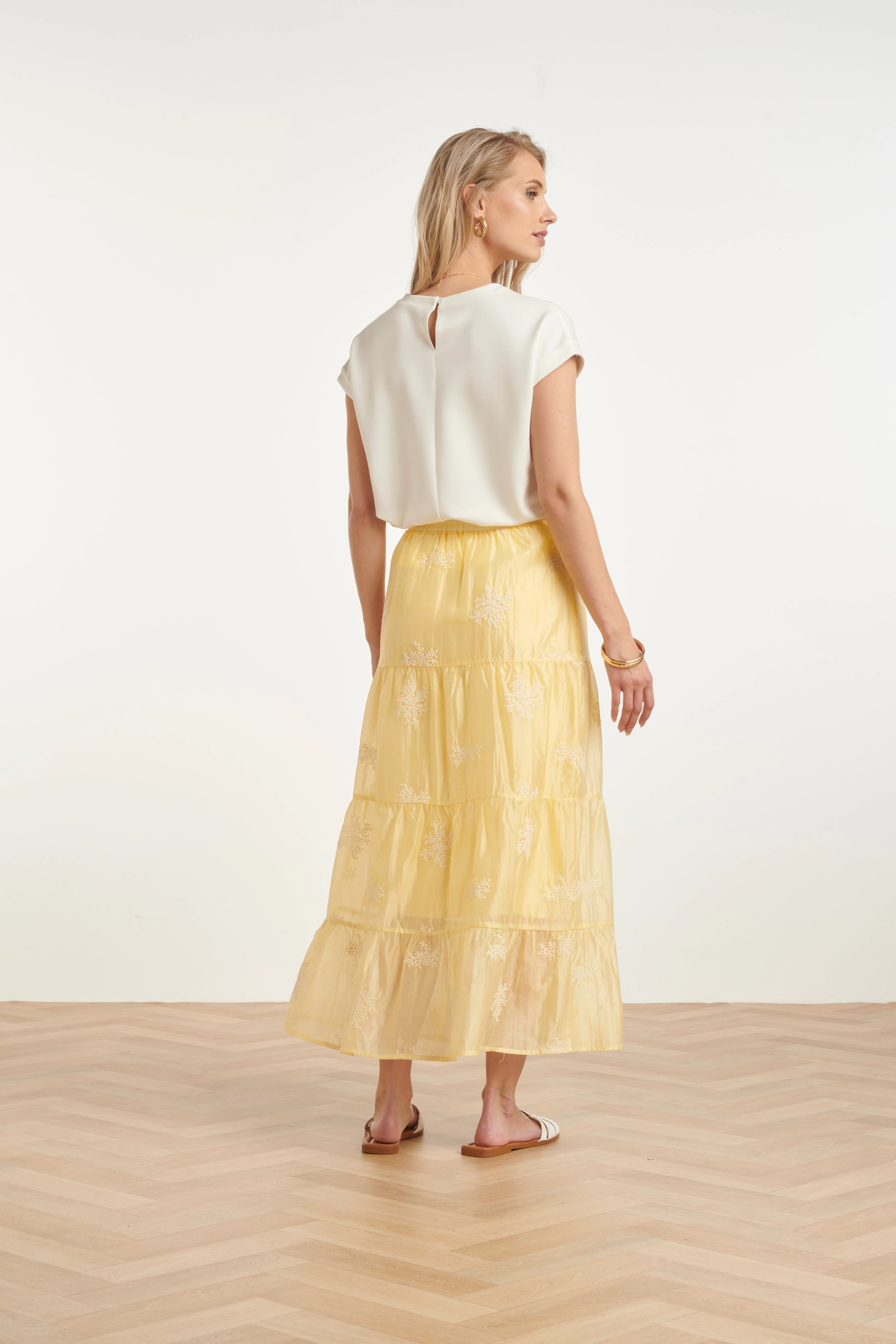 Zwierige Maxi-Rok Met Geborduurde Print En Stroken | Light Yellow - Image 5